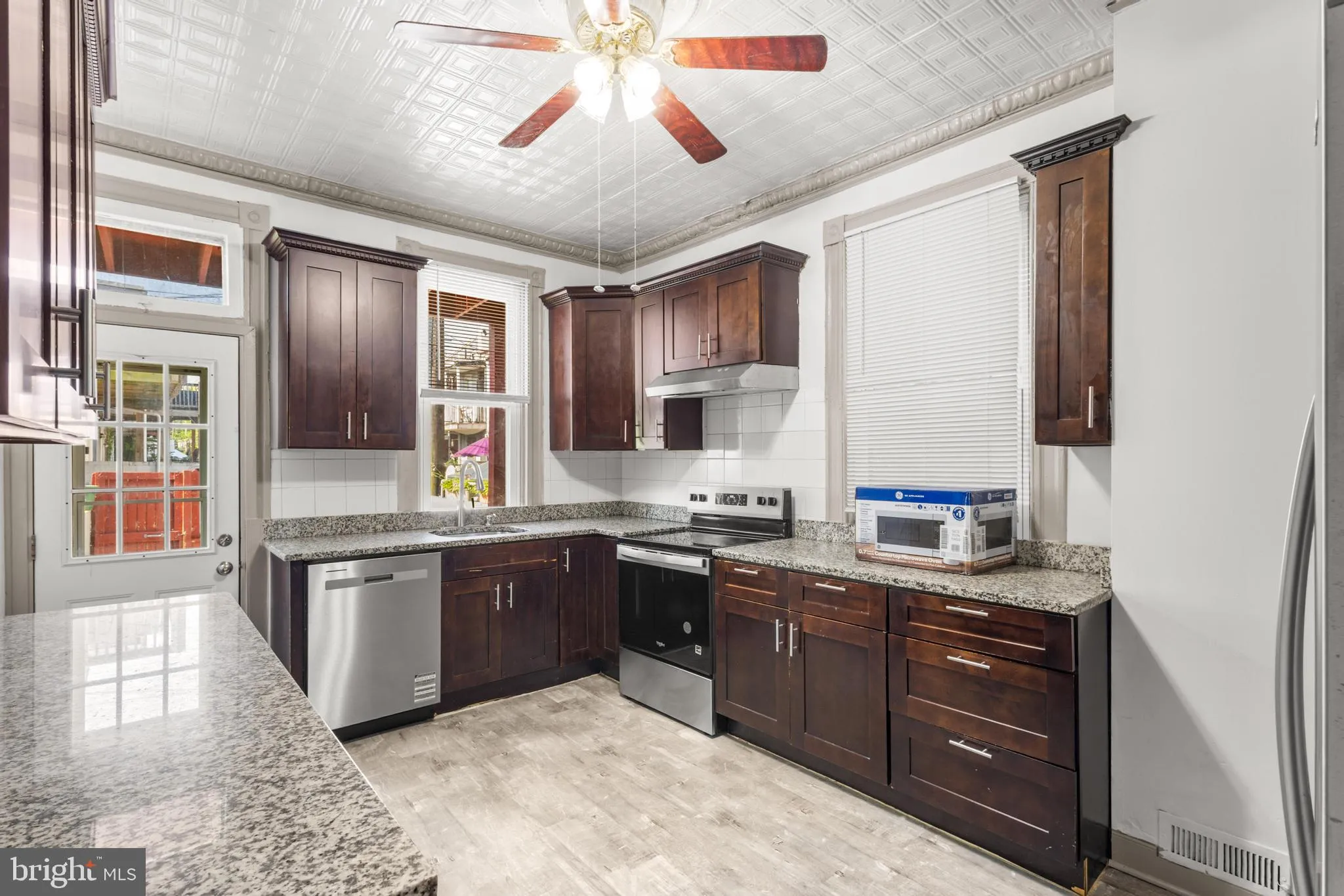 Baltimore, Maryland 21224, United States, 5 Bedrooms Bedrooms, ,4 BathroomsBathrooms,Residential,Active,165512