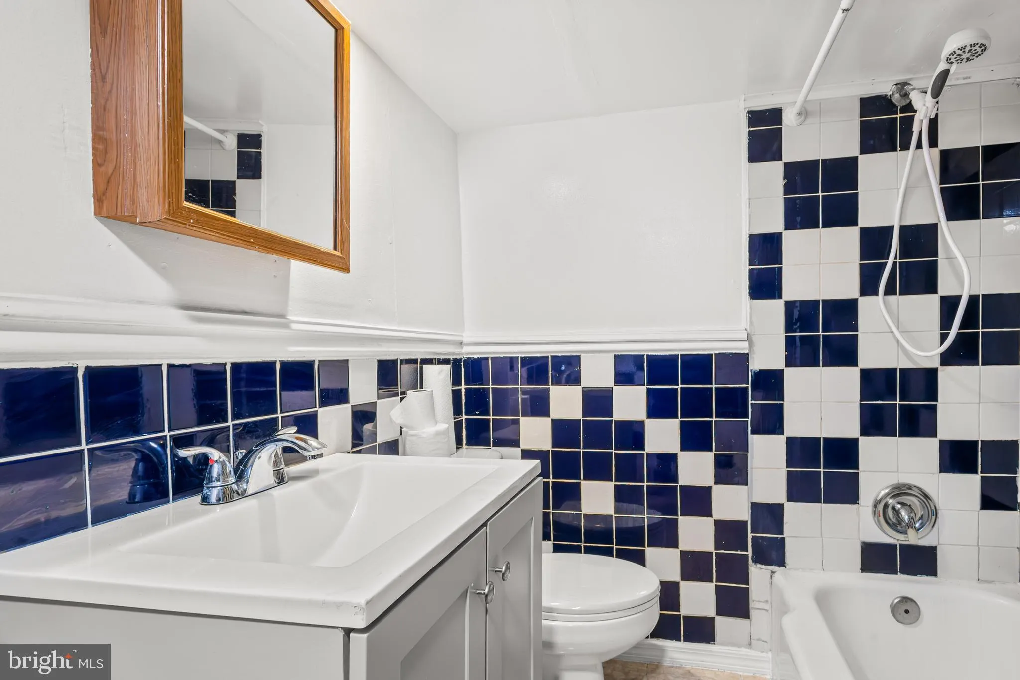 Baltimore, Maryland 21224, United States, 5 Bedrooms Bedrooms, ,4 BathroomsBathrooms,Residential,Active,165512