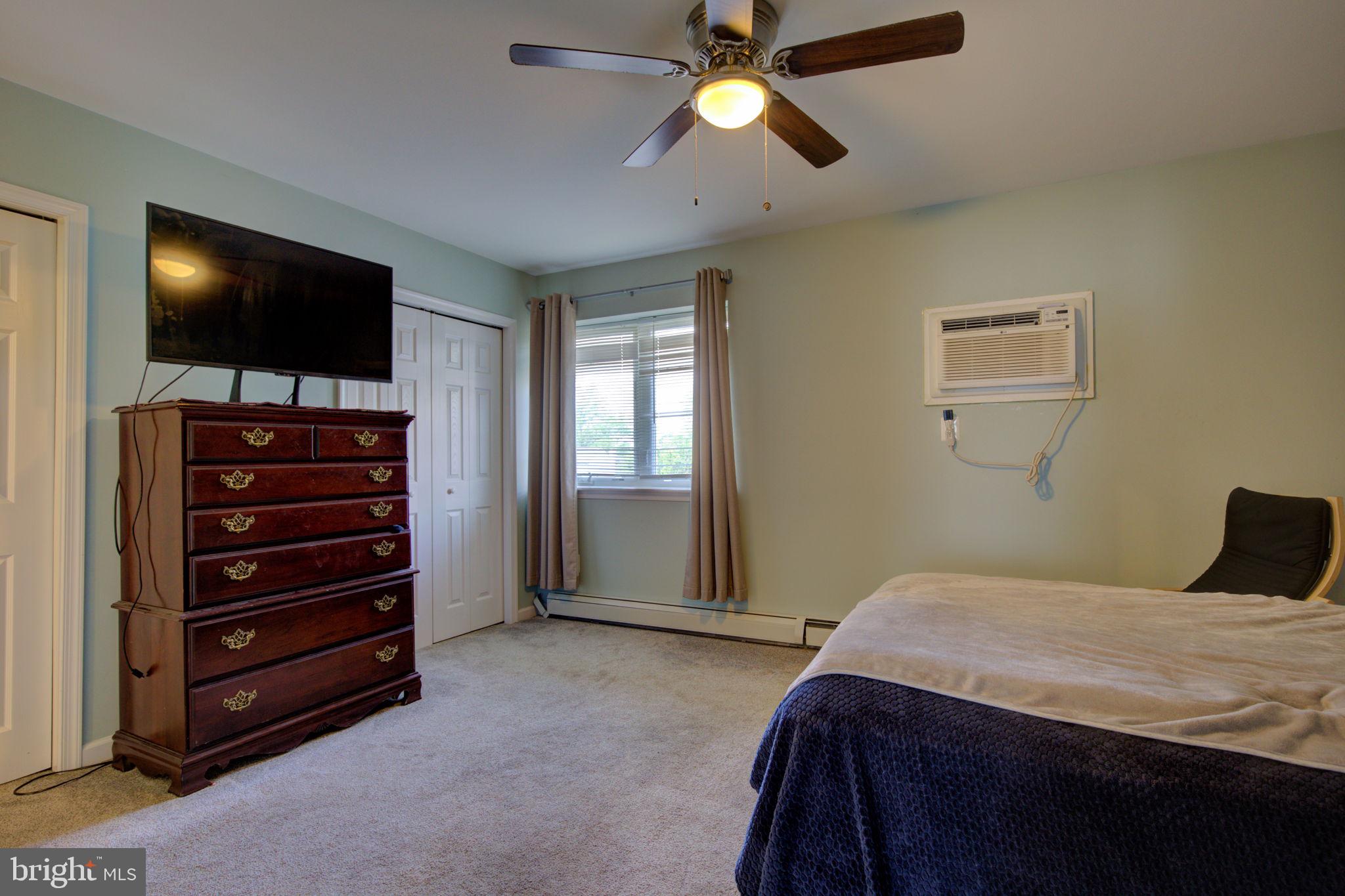 WALNUT RIDGE ESTS - Residential