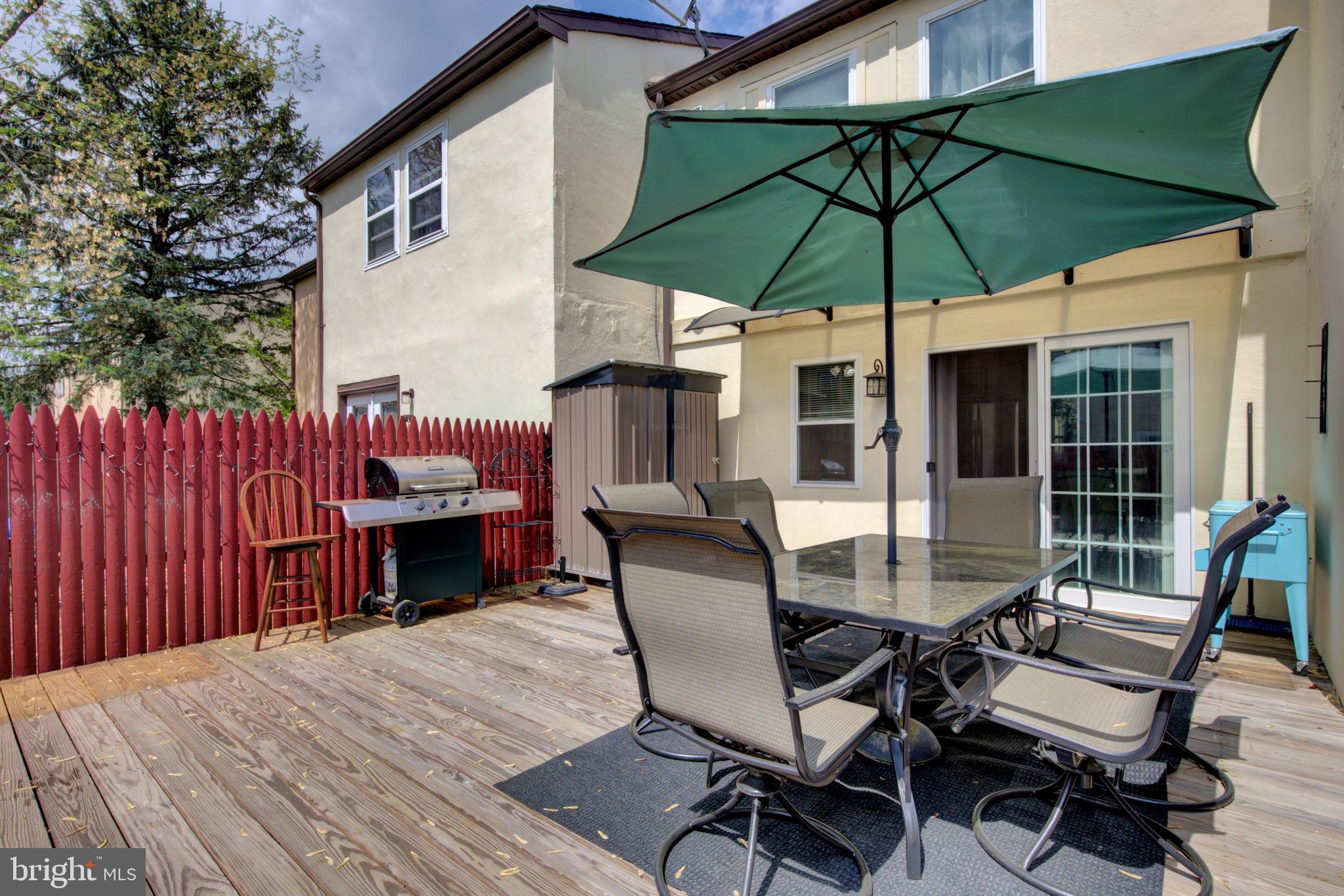 WALNUT RIDGE ESTS - Residential