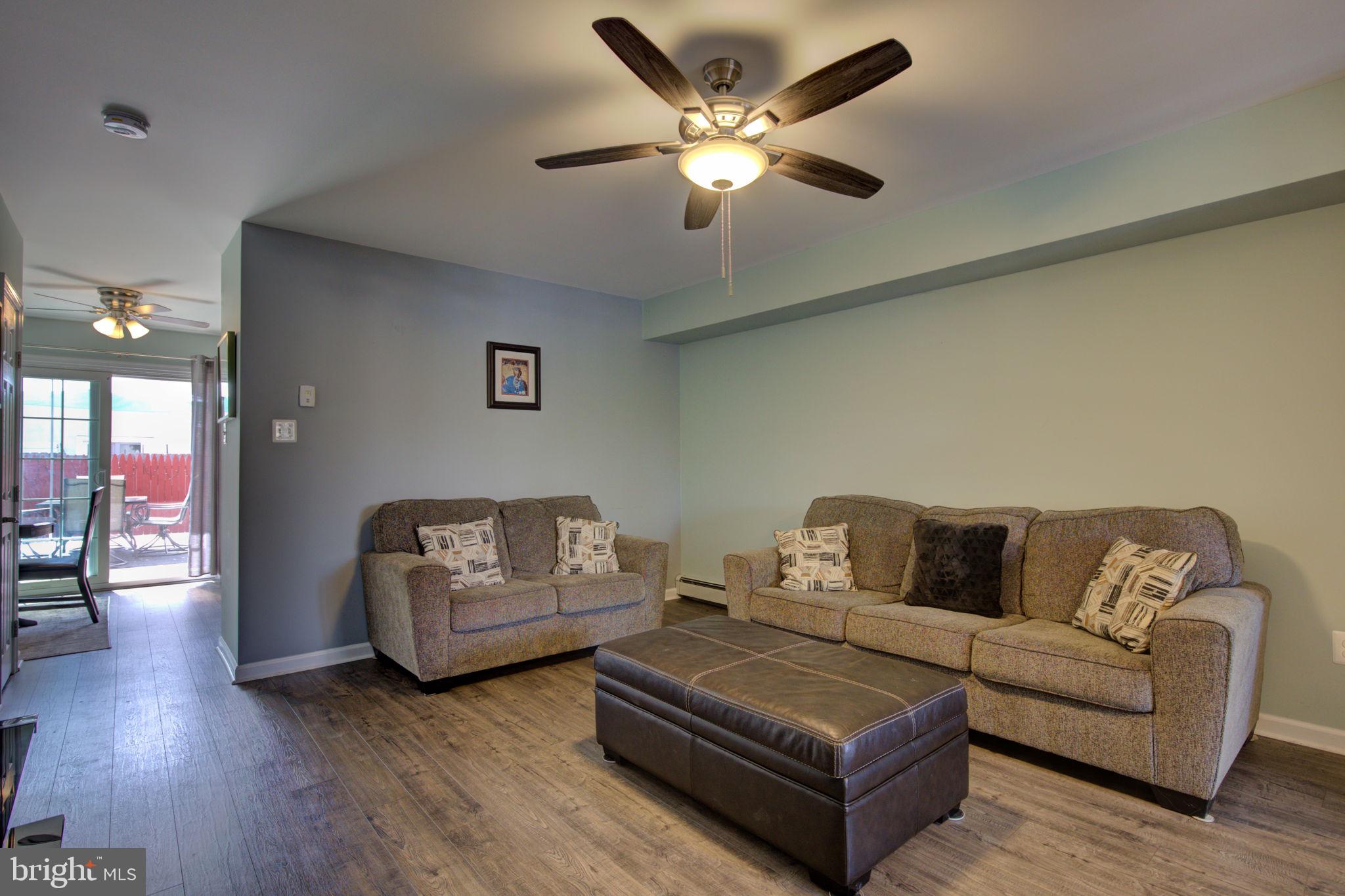 WALNUT RIDGE ESTS - Residential