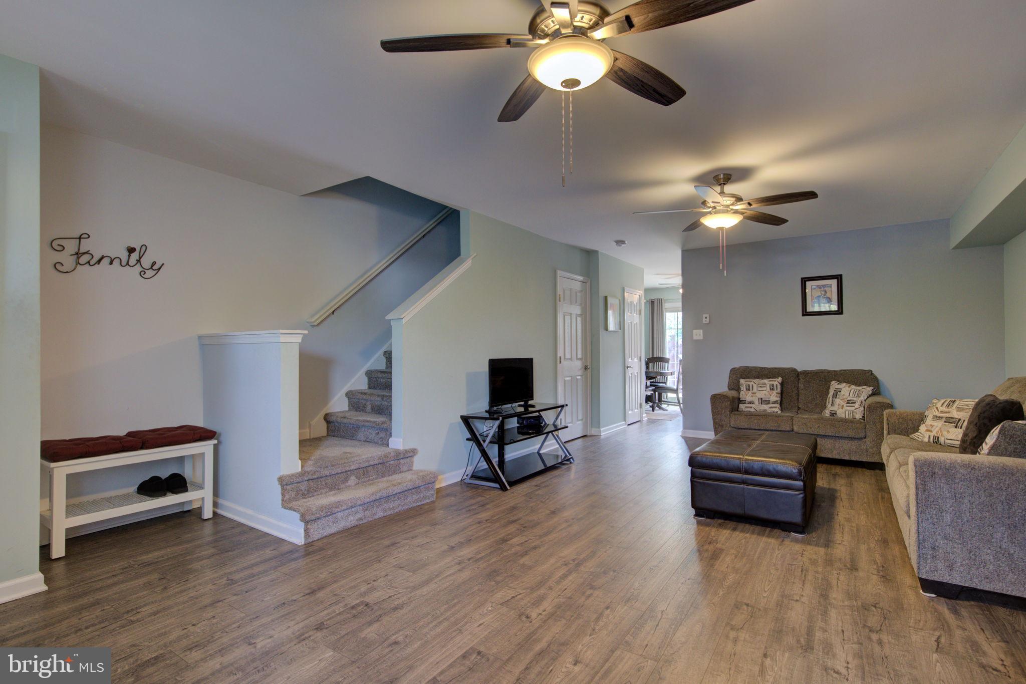 WALNUT RIDGE ESTS - Residential