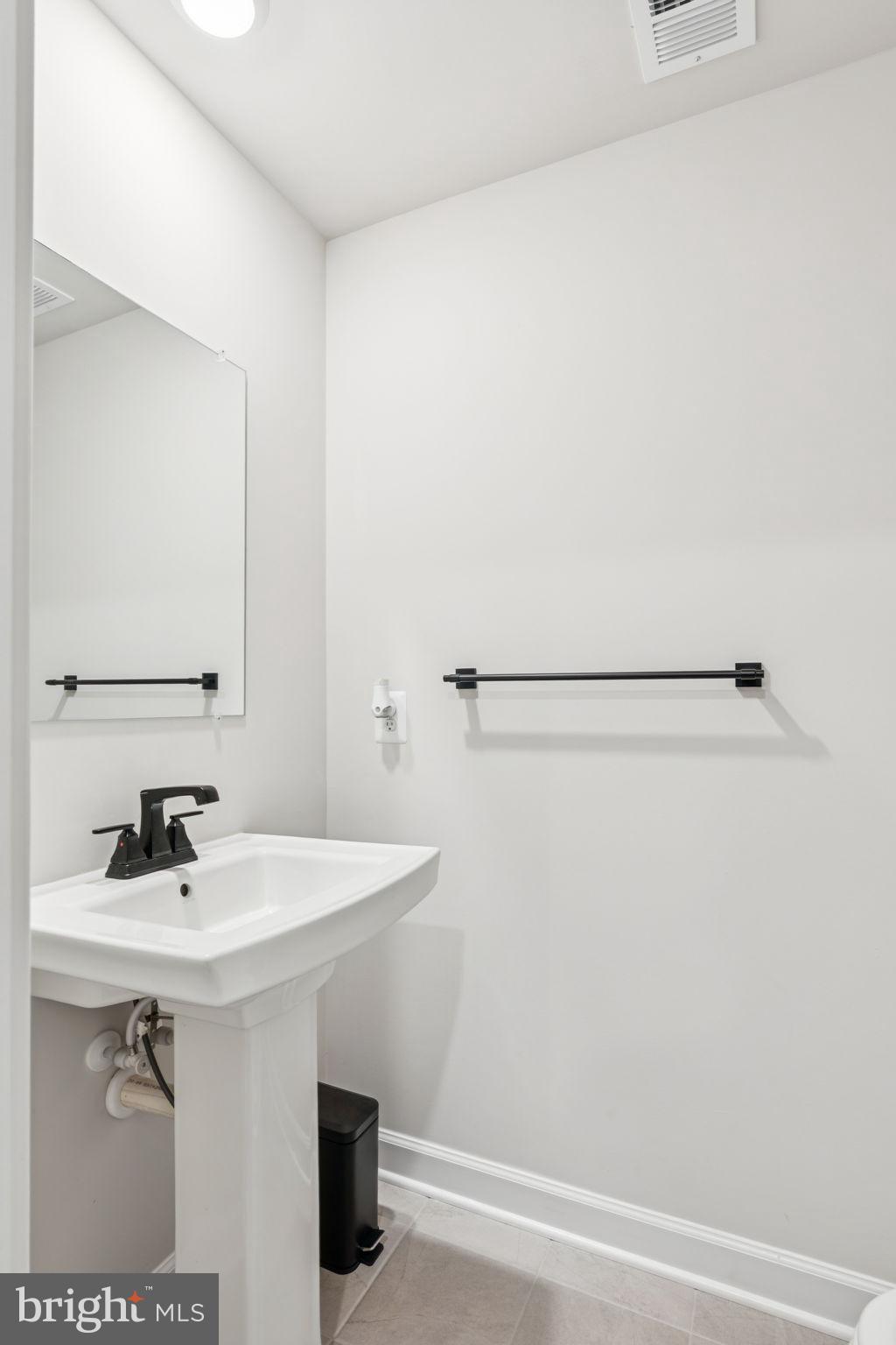 LONGVIEW RIDGE - Residential