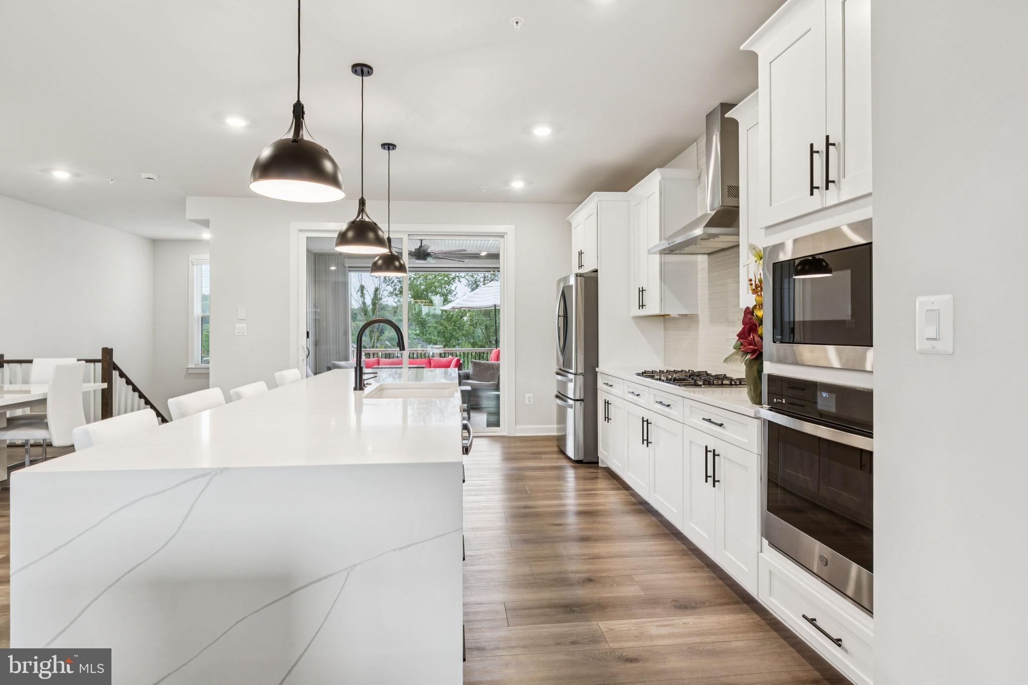 13815 HUNT VALLEY COURT