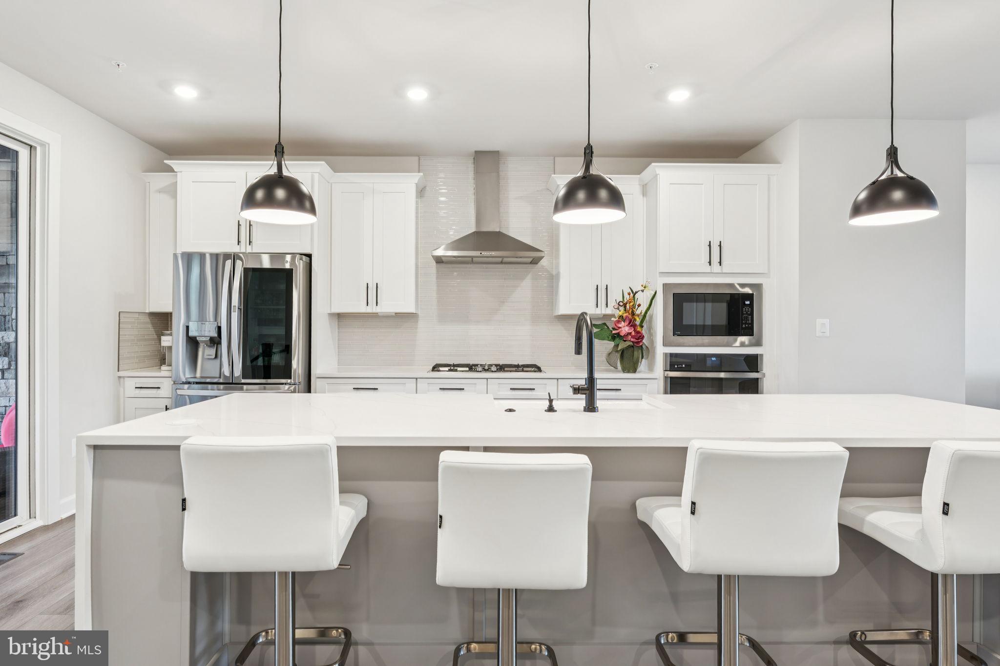 13815 HUNT VALLEY COURT