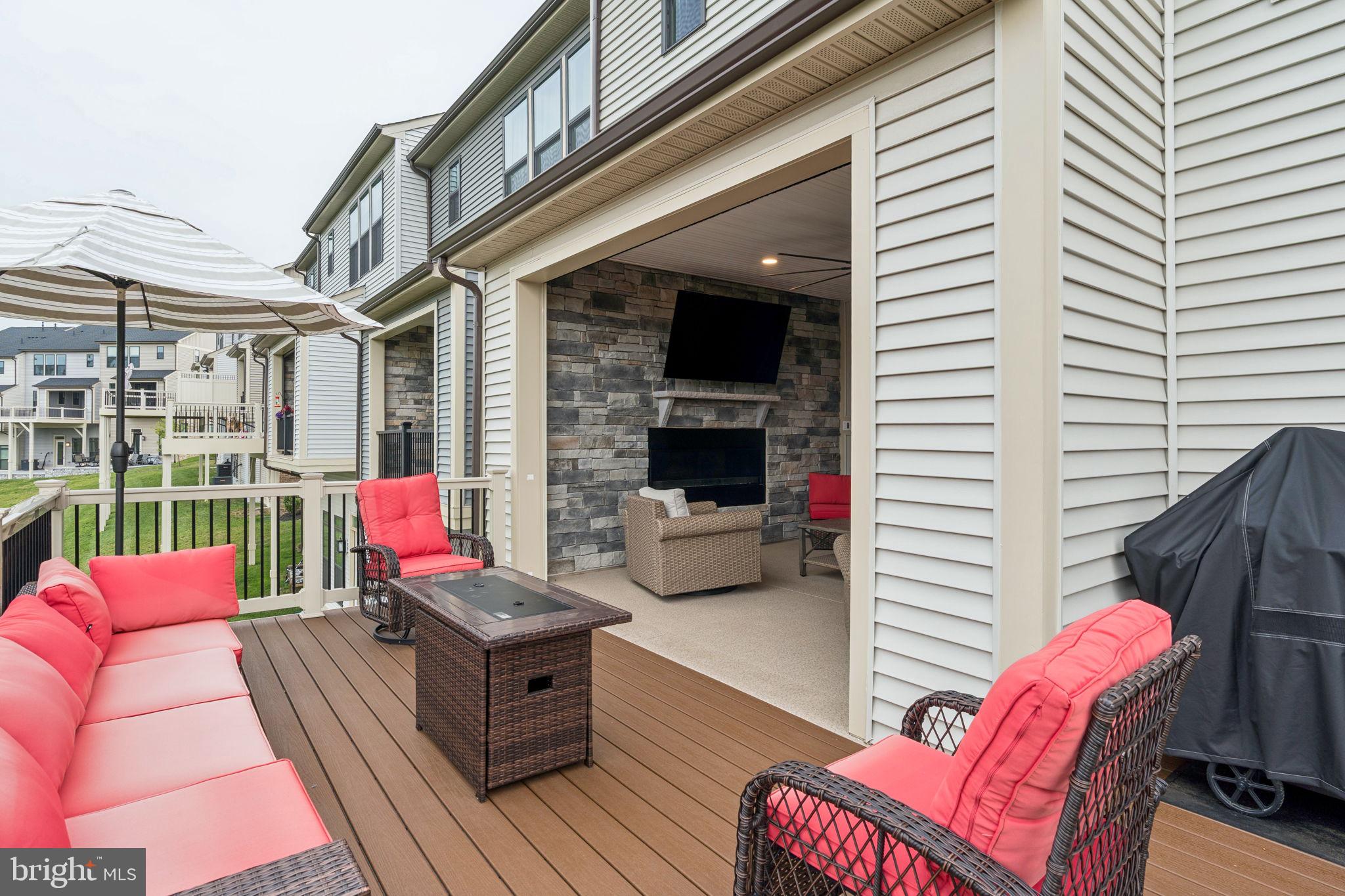 LONGVIEW RIDGE - Residential