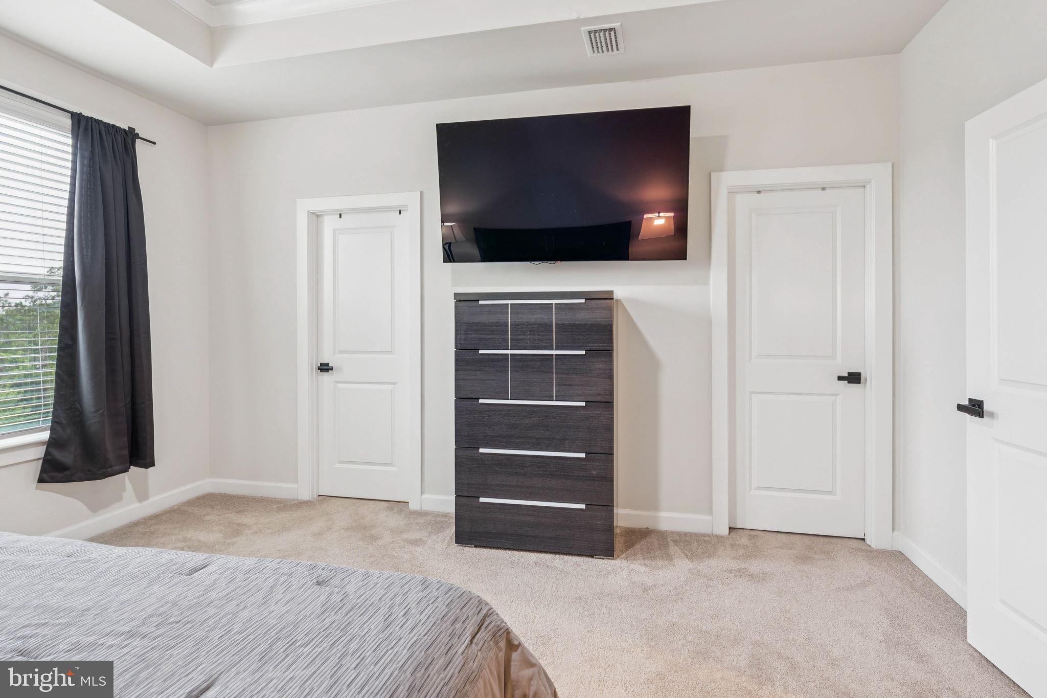 LONGVIEW RIDGE - Residential