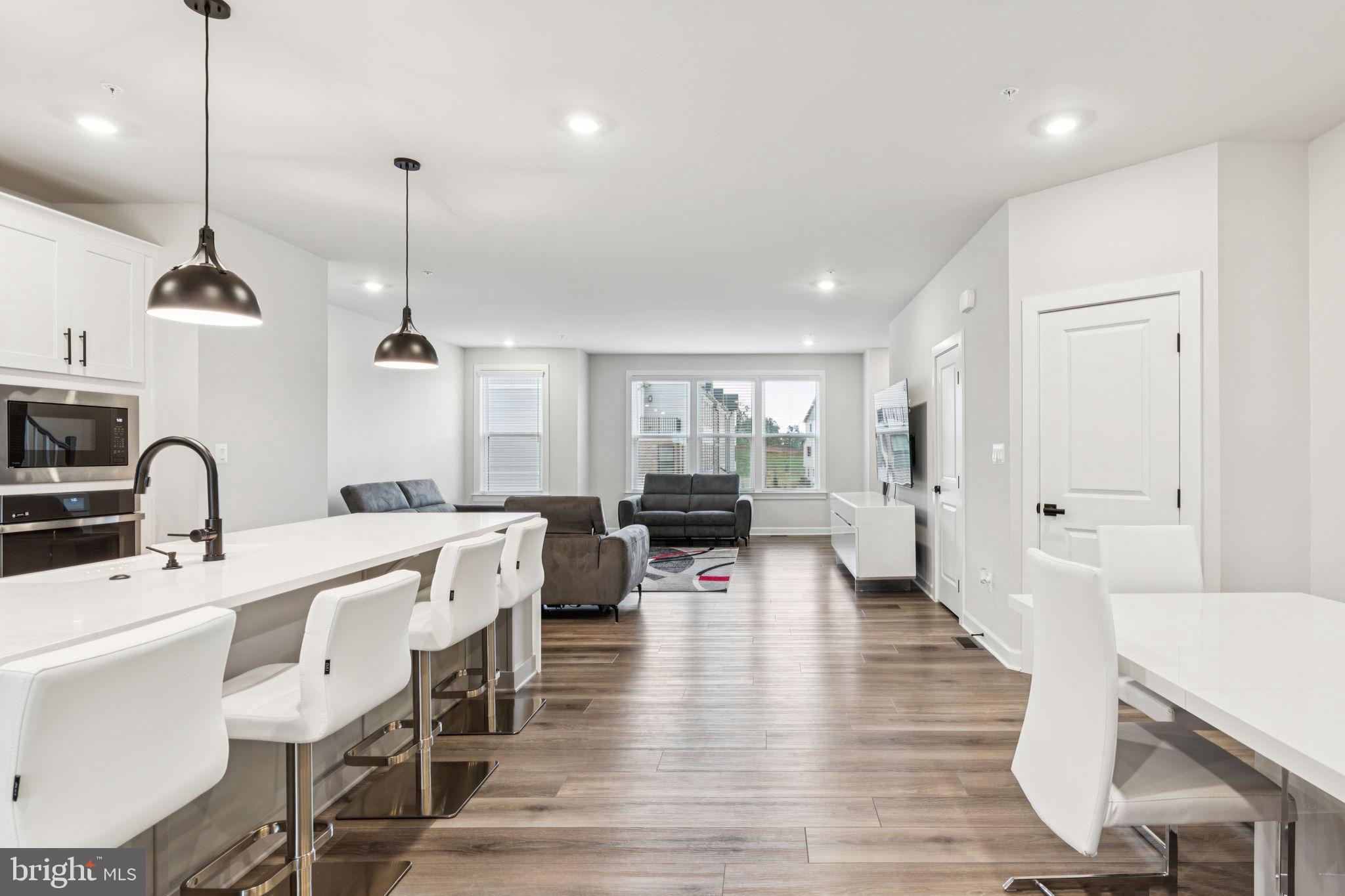 13815 HUNT VALLEY COURT