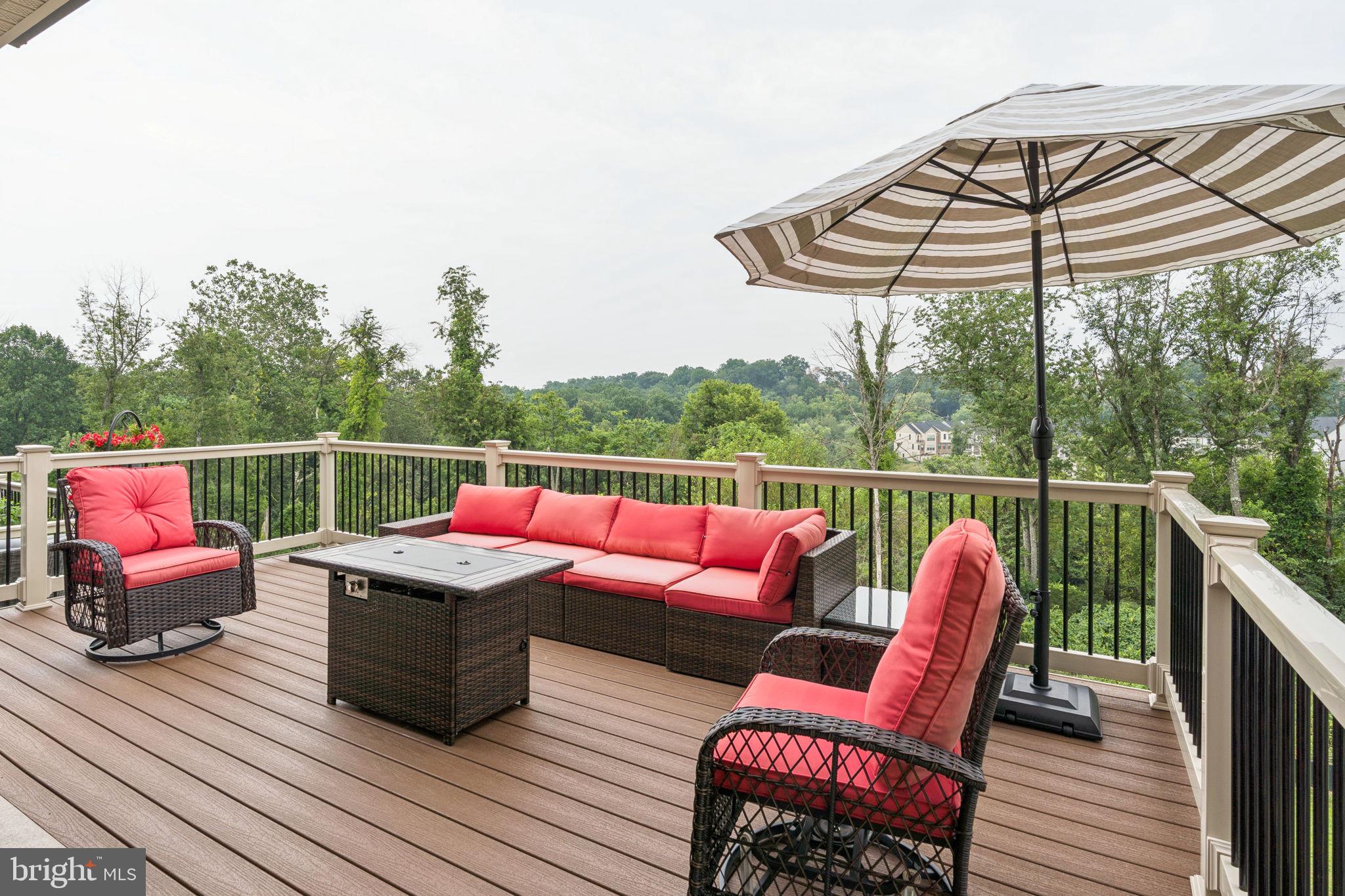 LONGVIEW RIDGE - Residential