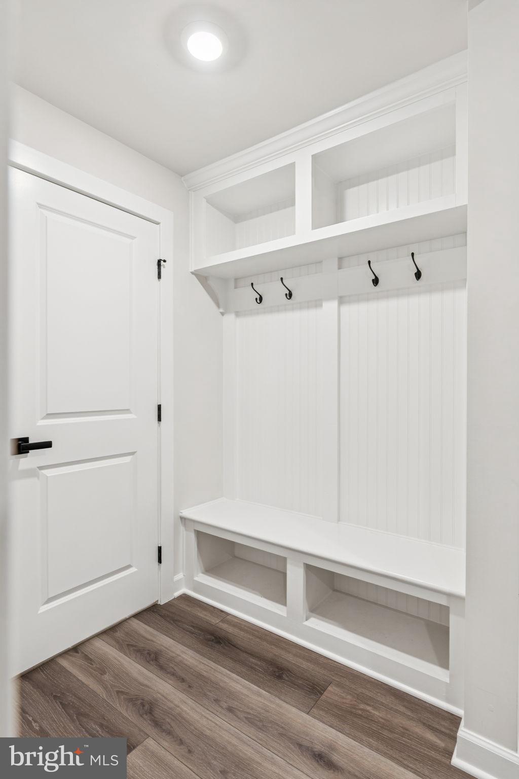 LONGVIEW RIDGE - Residential