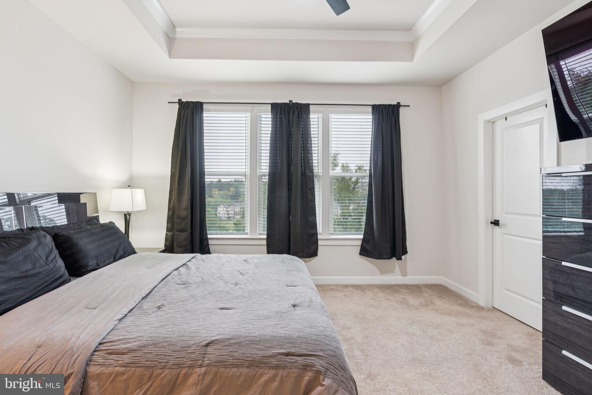 LONGVIEW RIDGE - Residential