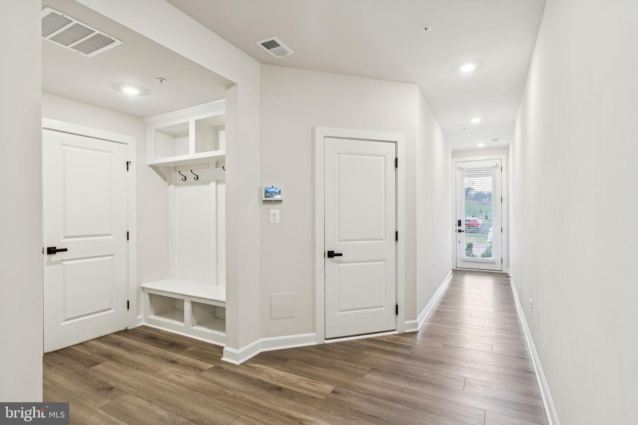 LONGVIEW RIDGE - Residential