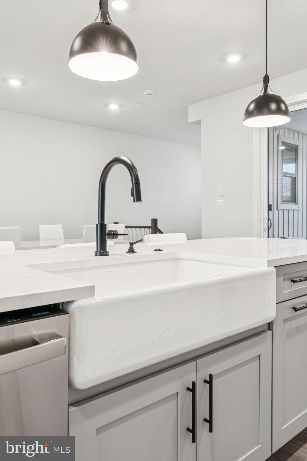 LONGVIEW RIDGE - Residential