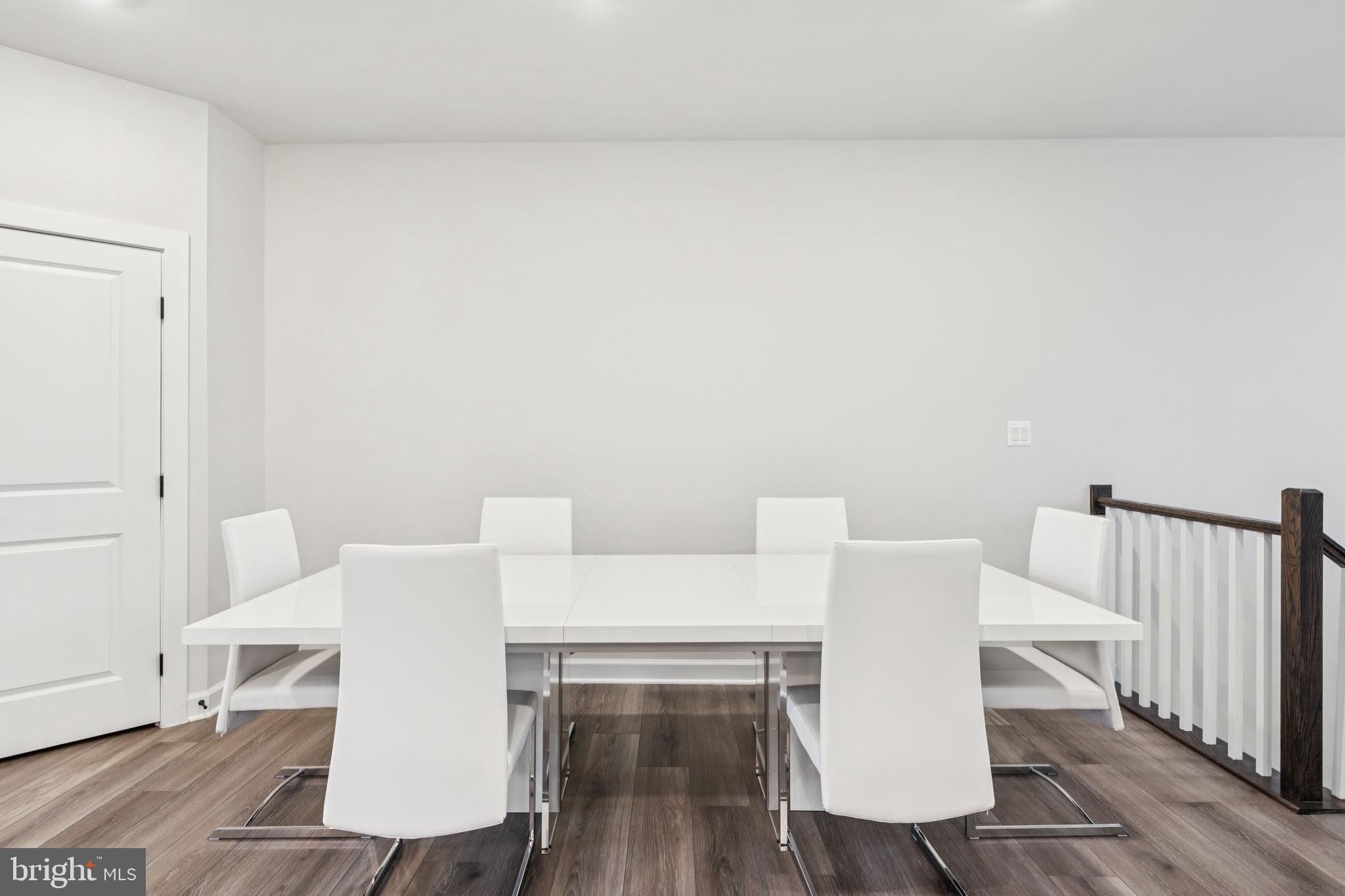 LONGVIEW RIDGE - Residential