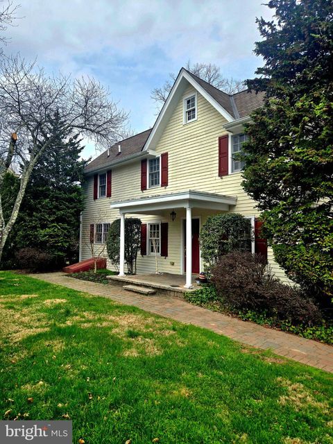 6 LETCHWORTH AVENUE YARDLEY PA 19067