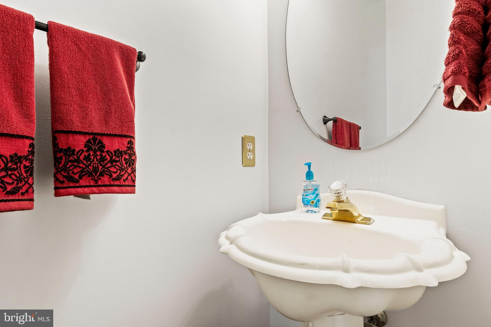 LAKE WHIPPOORWILL - Residential