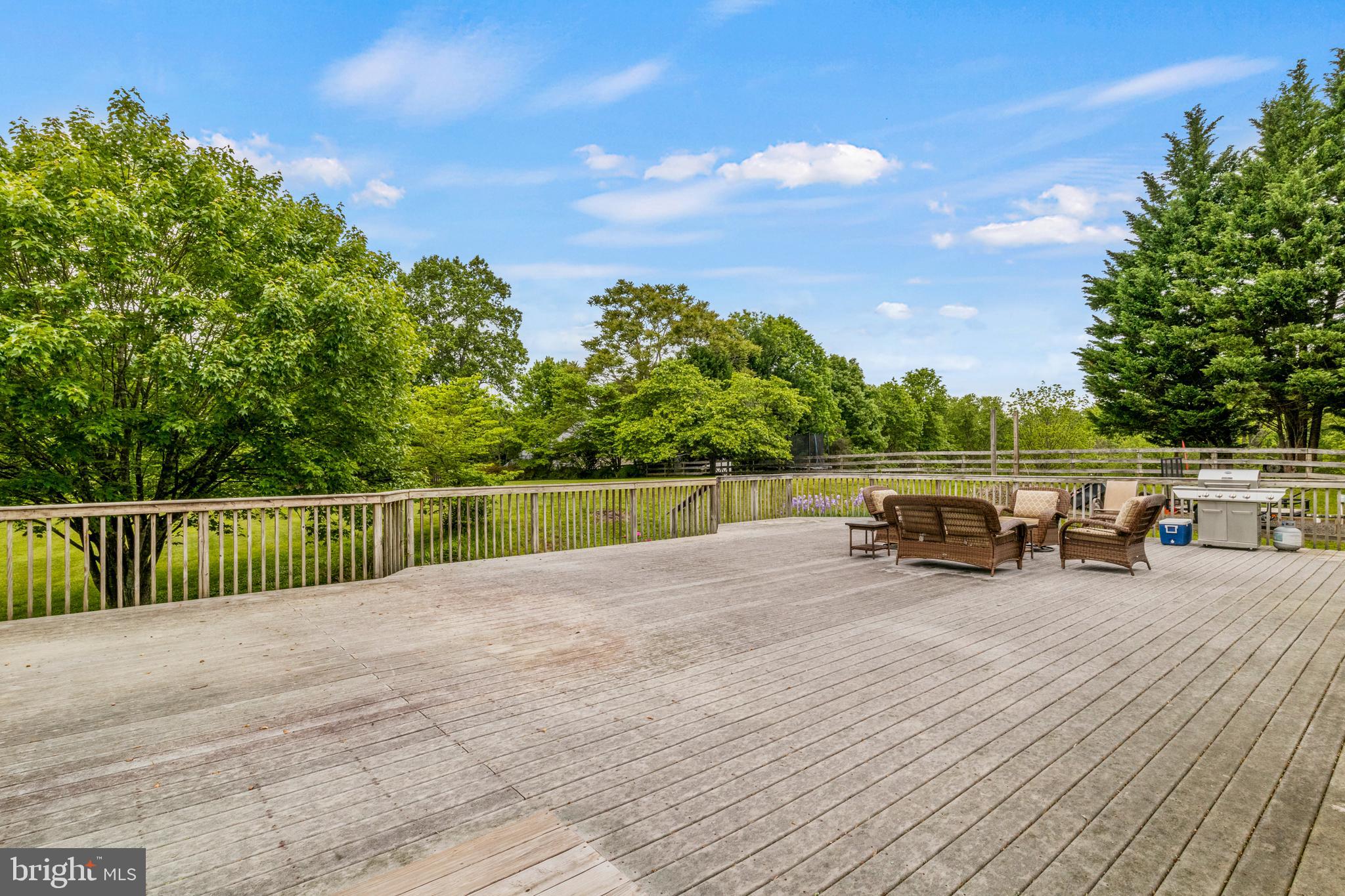 LAKE WHIPPOORWILL - Residential