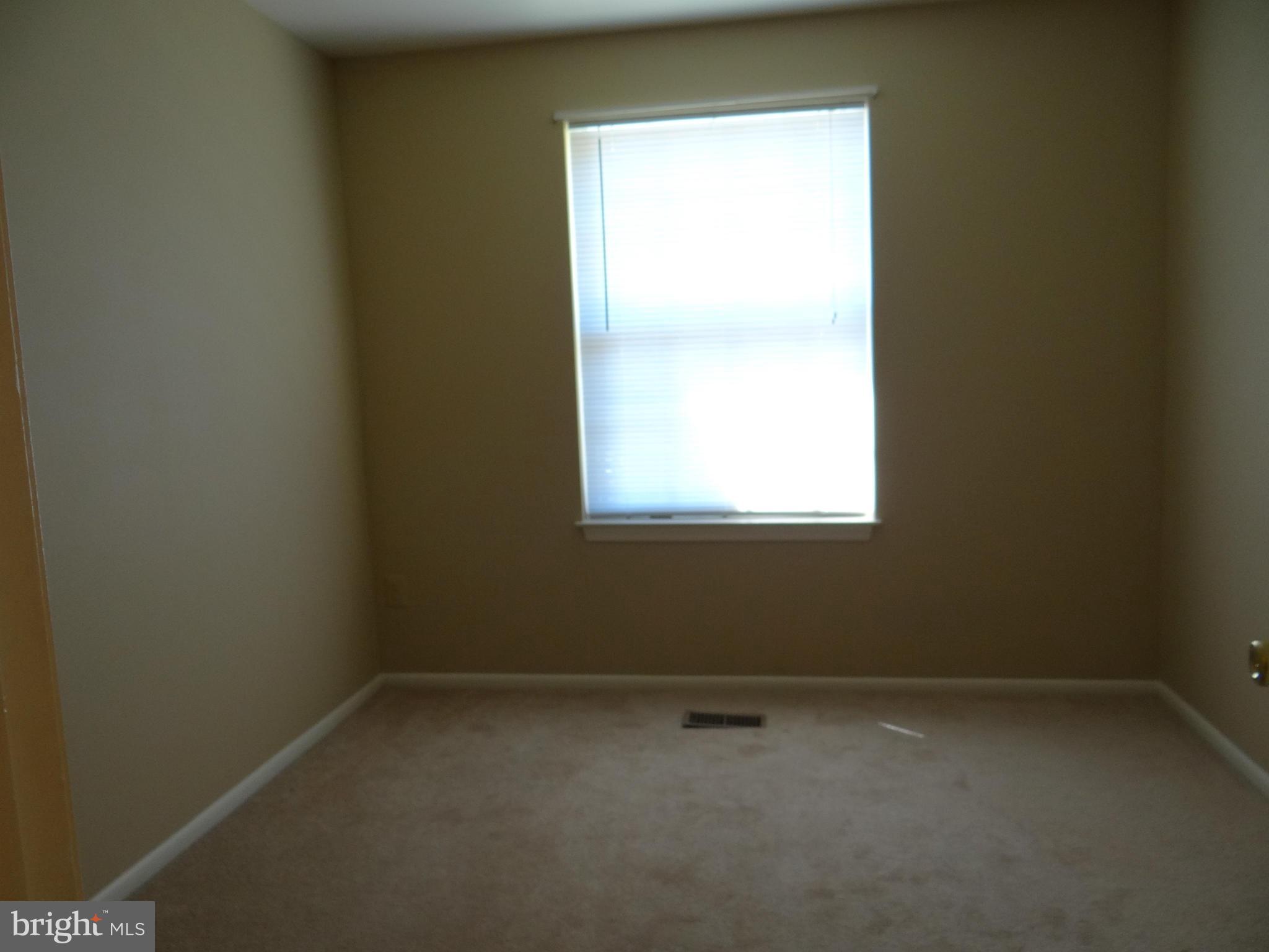 LOVETON FARMS - Residential Lease