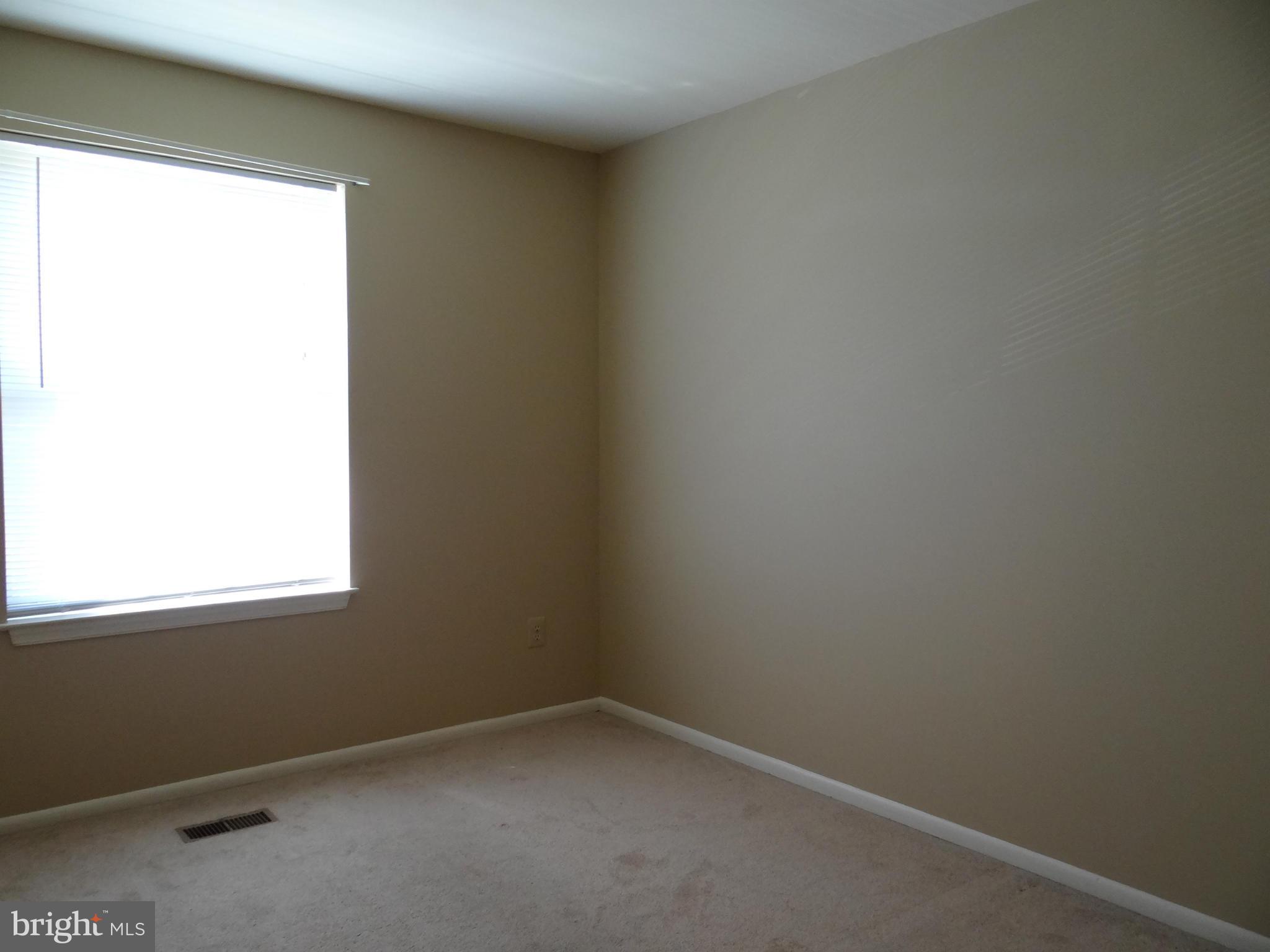 LOVETON FARMS - Residential Lease