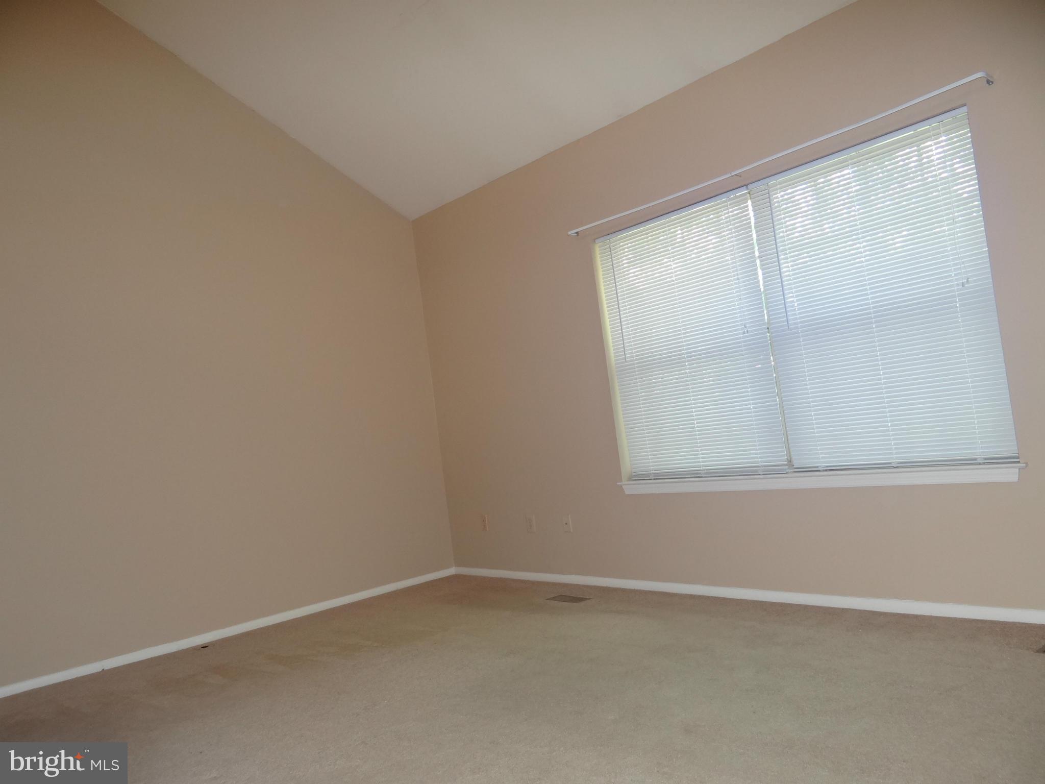 LOVETON FARMS - Residential Lease