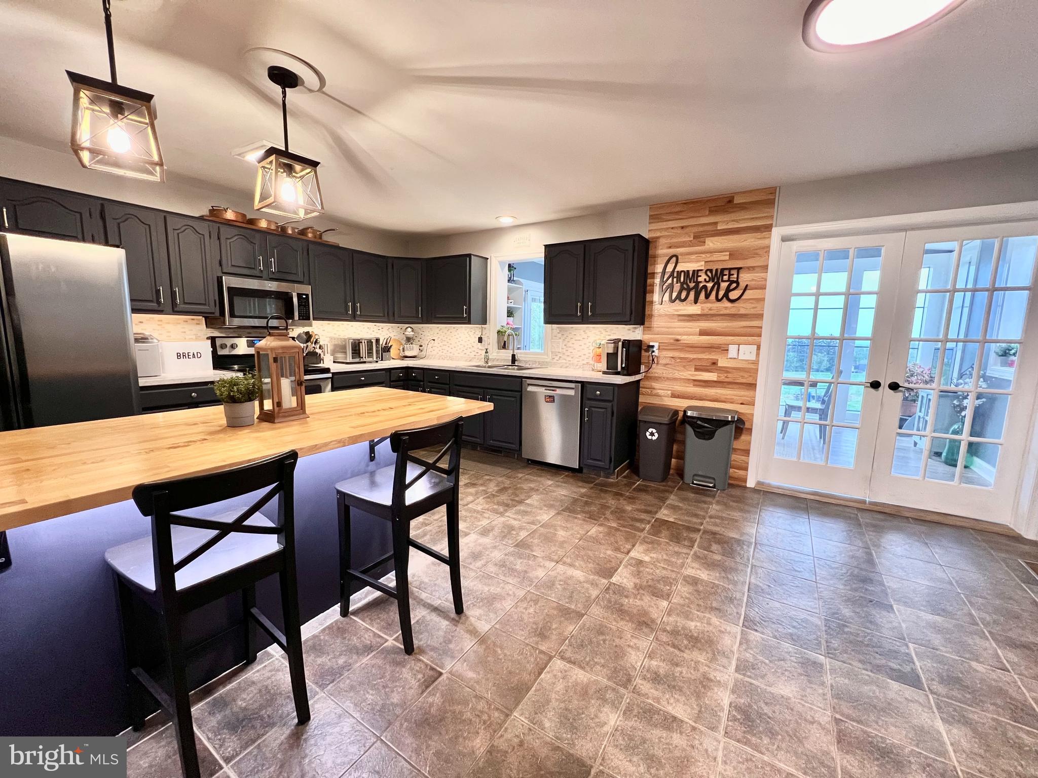11 HARBOR VIEW DRIVE
