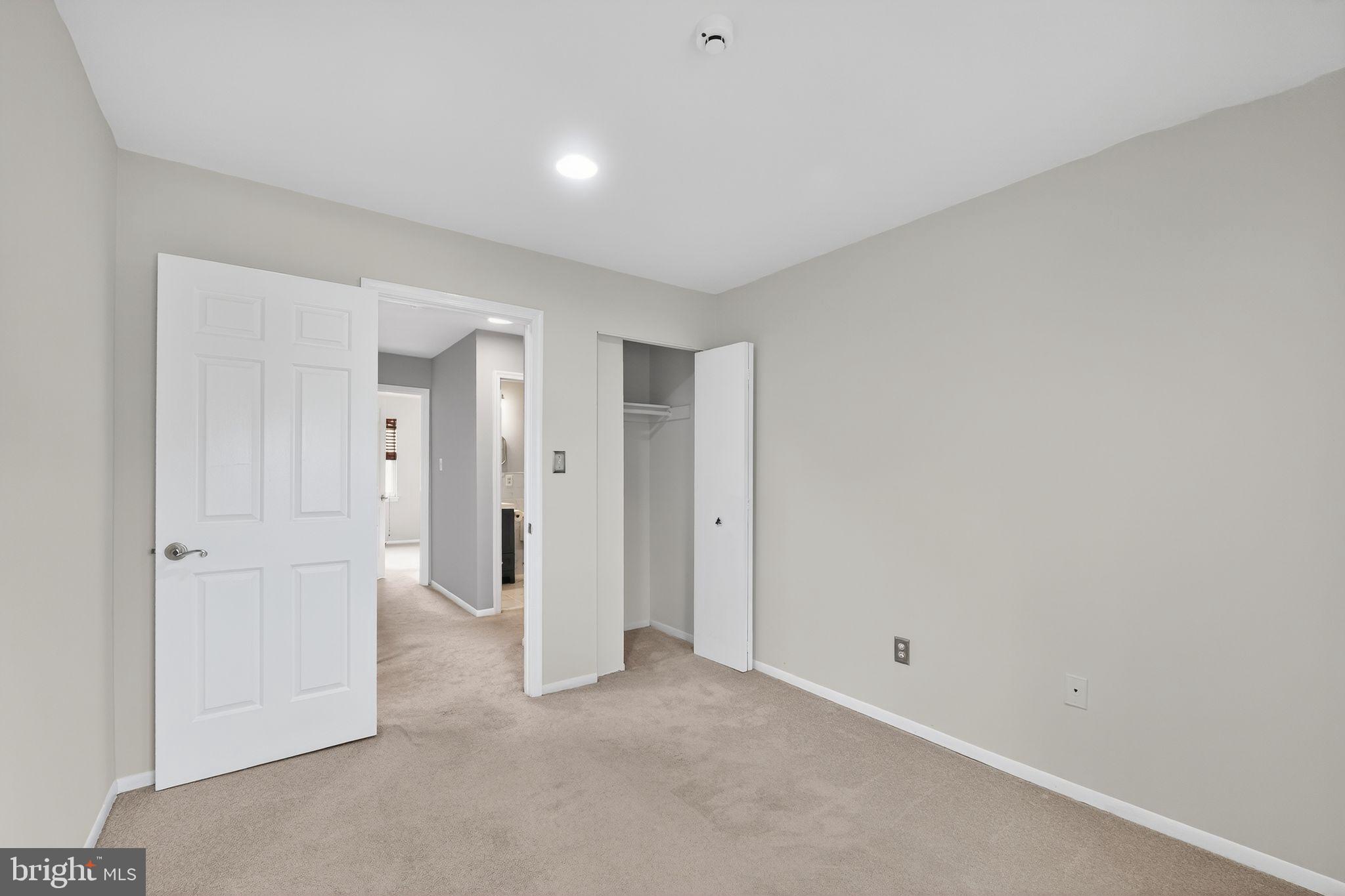 CROFTON VILLAGE - Residential