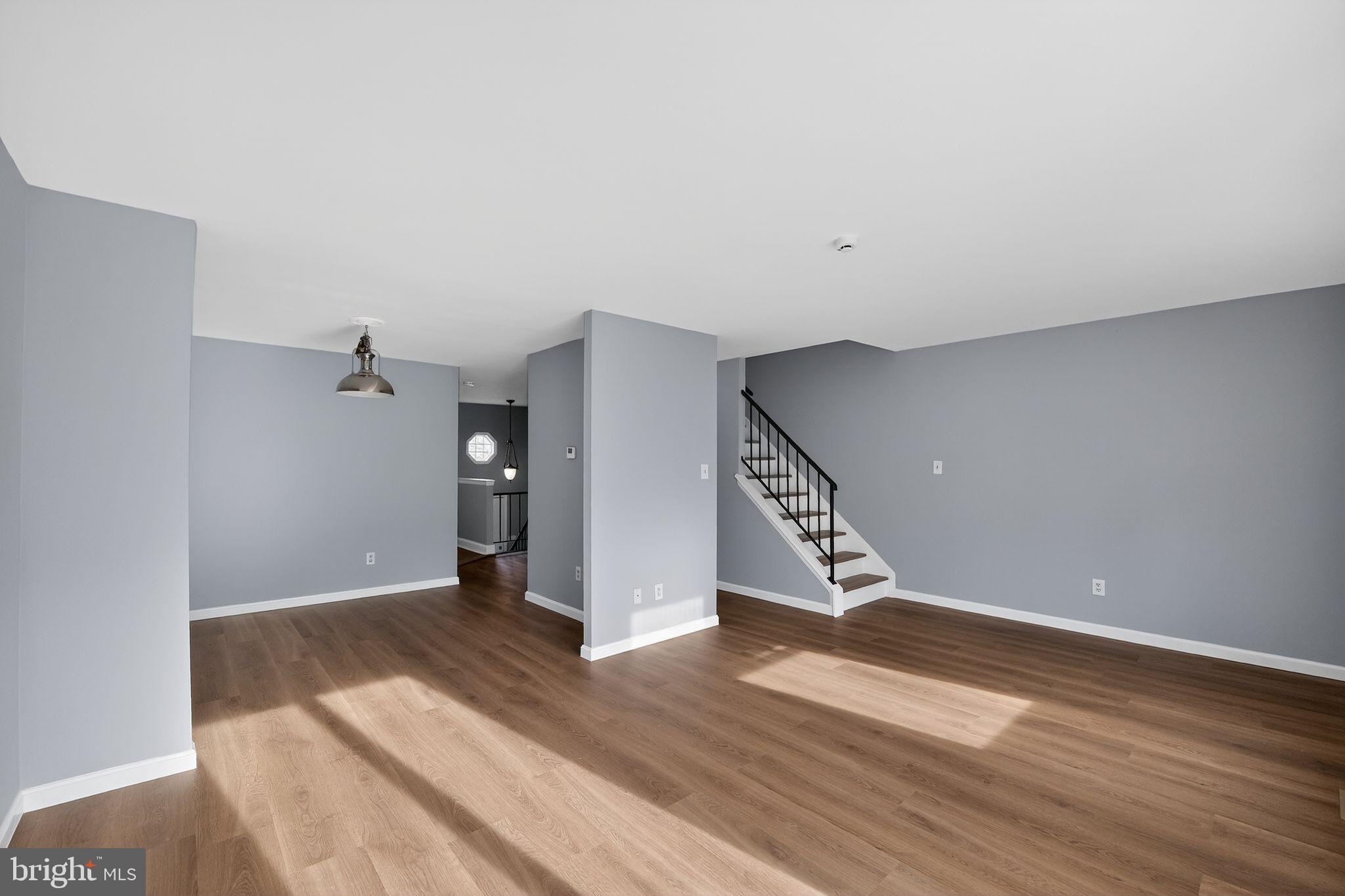 CROFTON VILLAGE - Residential