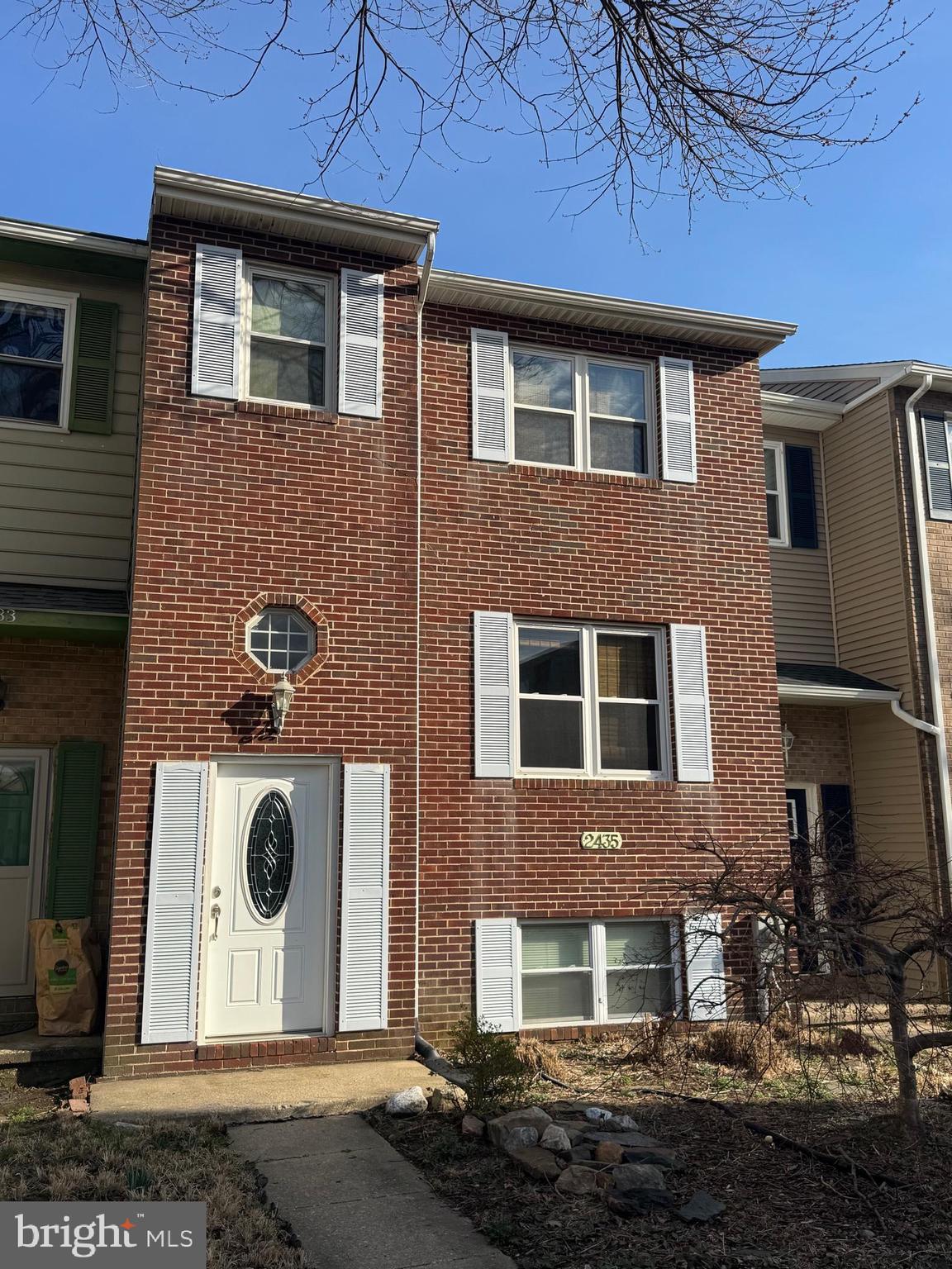 CROFTON VILLAGE - Residential