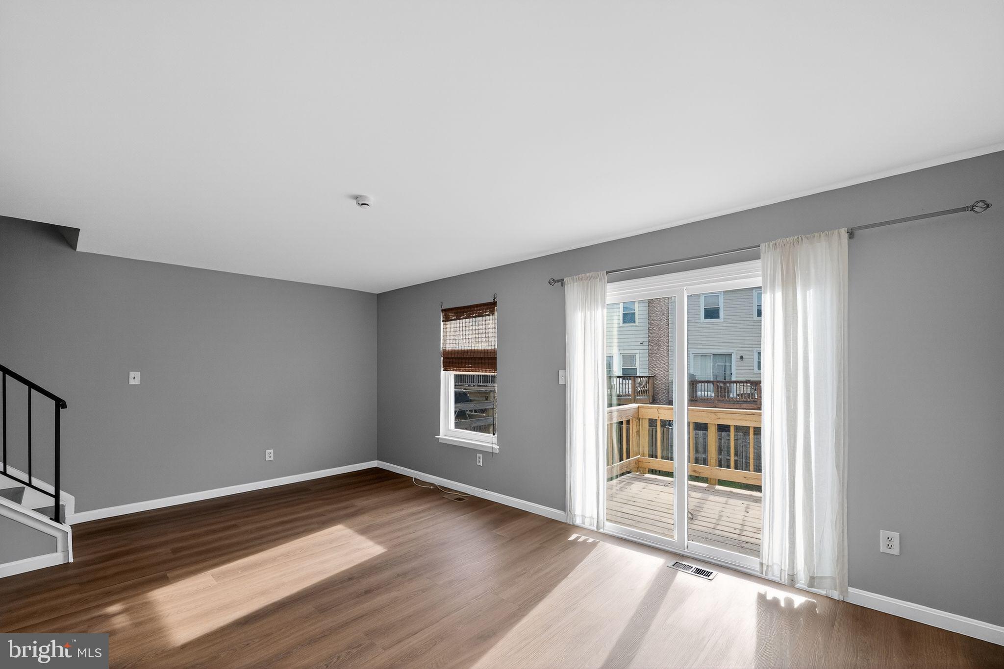 CROFTON VILLAGE - Residential