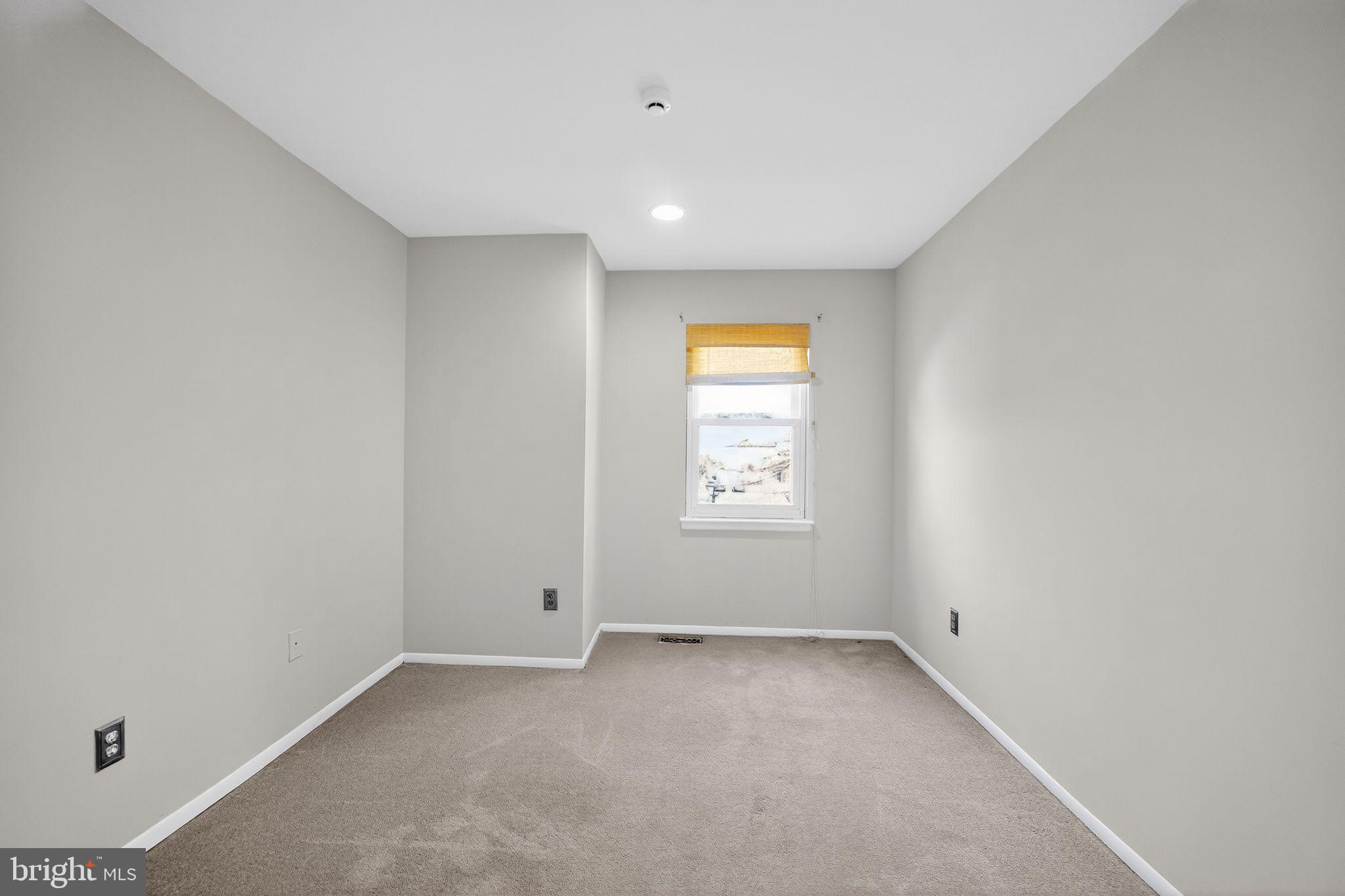 CROFTON VILLAGE - Residential