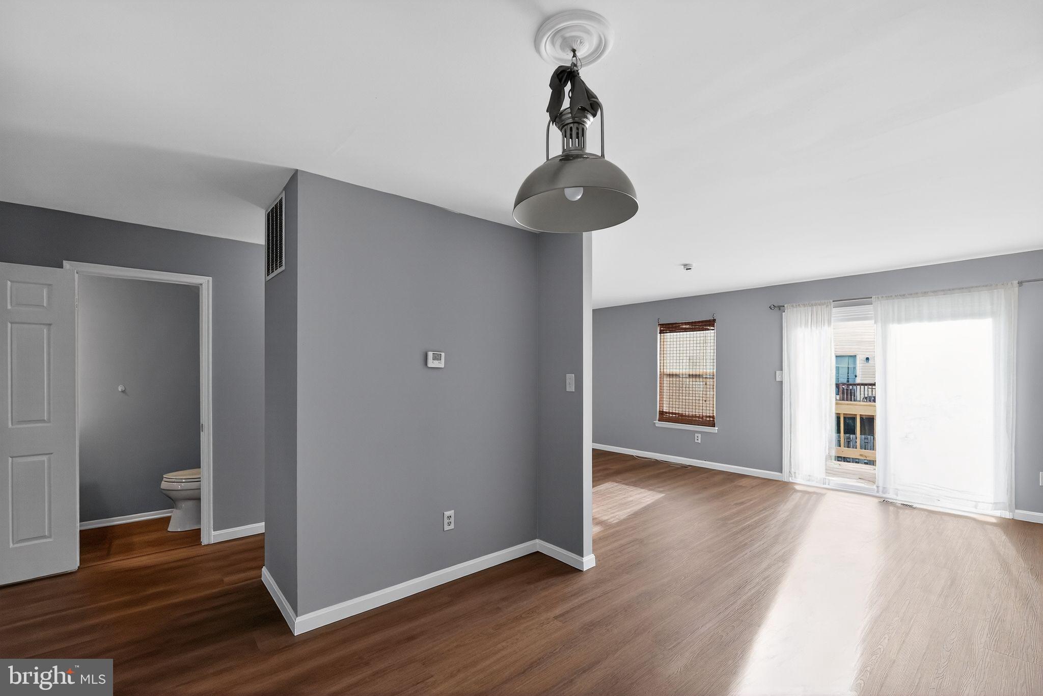 CROFTON VILLAGE - Residential