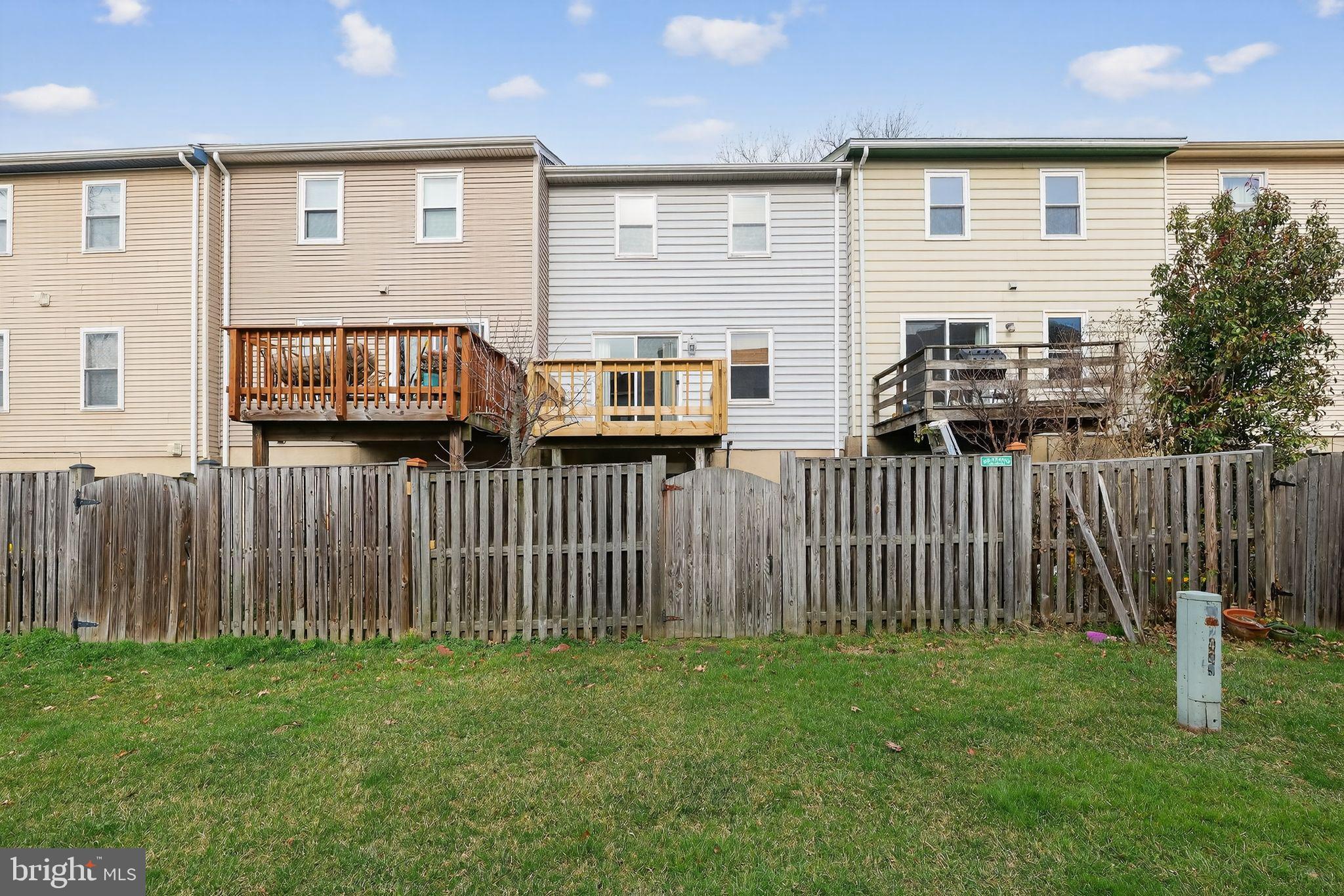 CROFTON VILLAGE - Residential