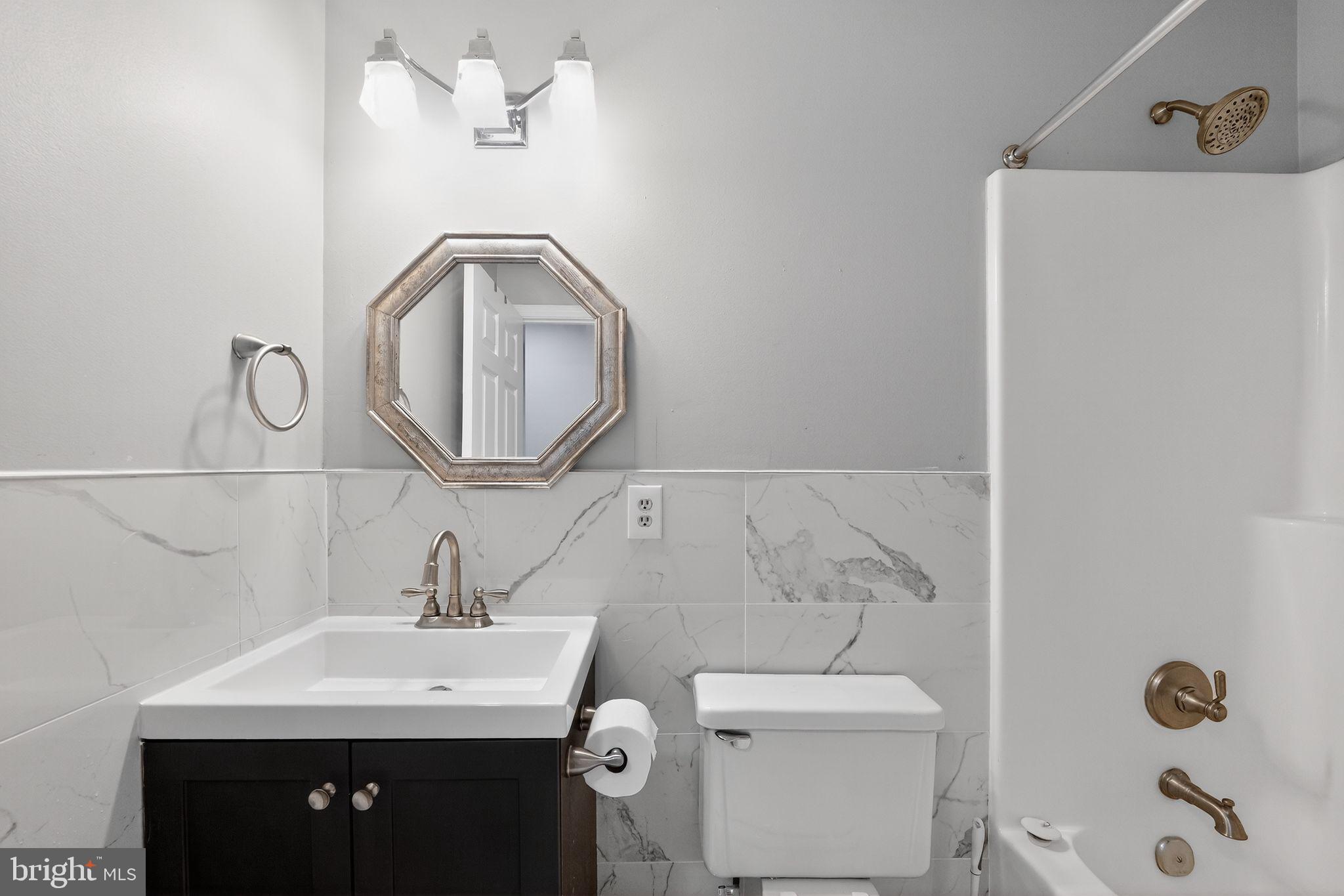 CROFTON VILLAGE - Residential