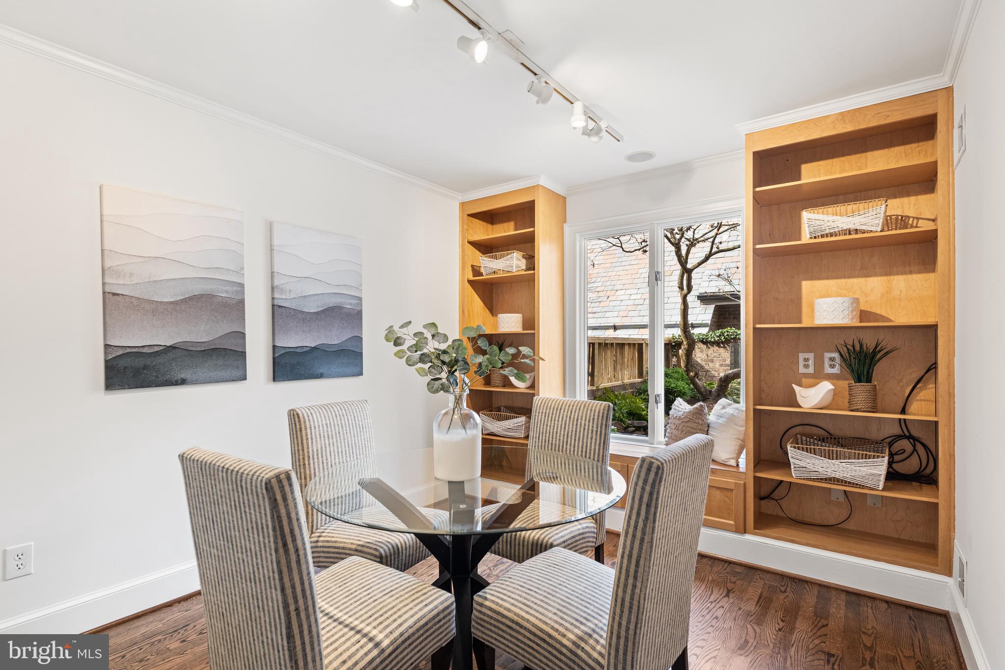 MERRYWOOD ON THE POTOMAC - Residential