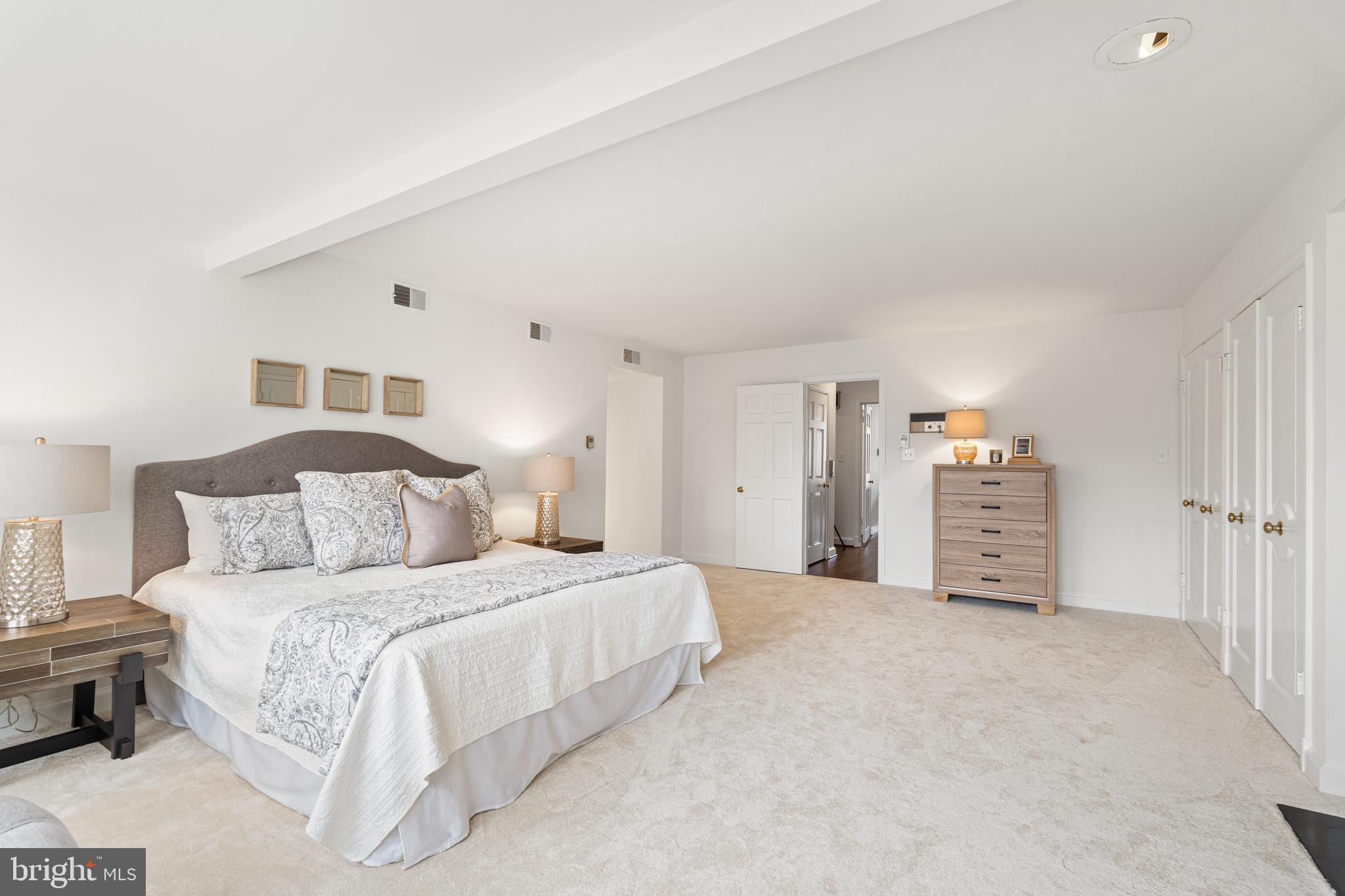 MERRYWOOD ON THE POTOMAC - Residential