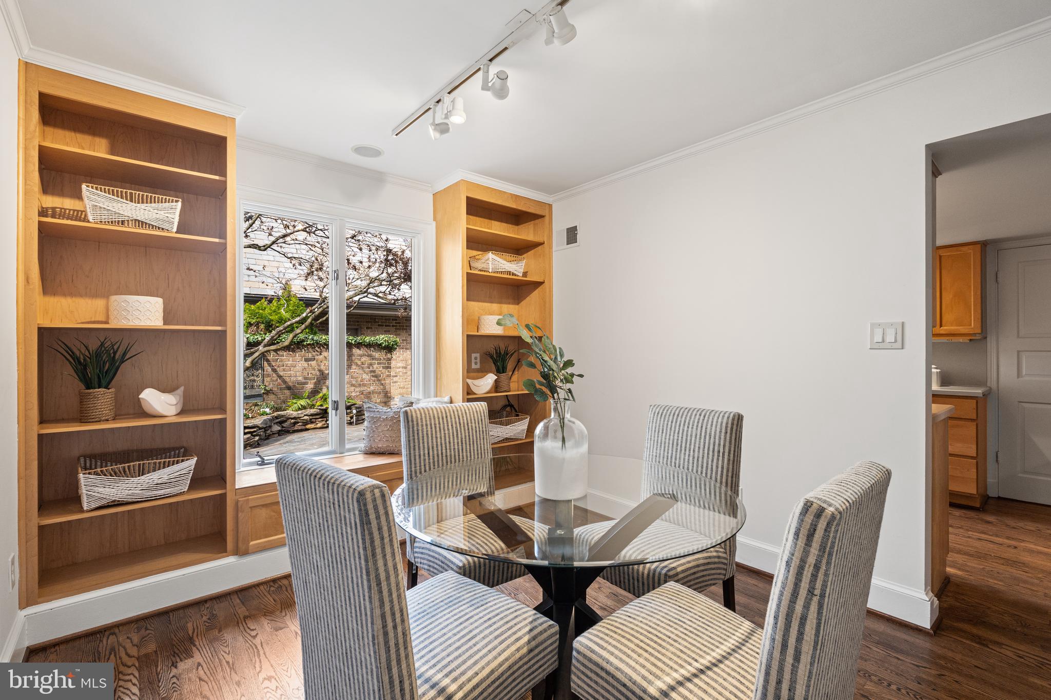 MERRYWOOD ON THE POTOMAC - Residential