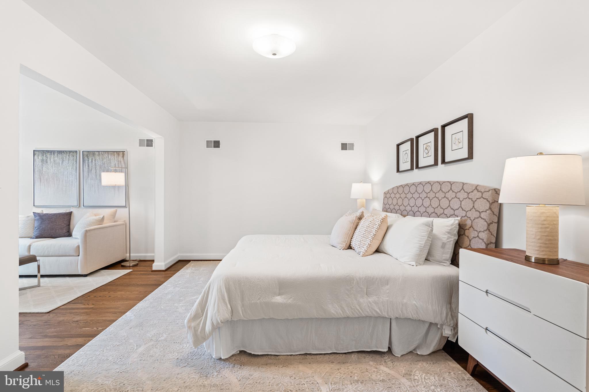 MERRYWOOD ON THE POTOMAC - Residential