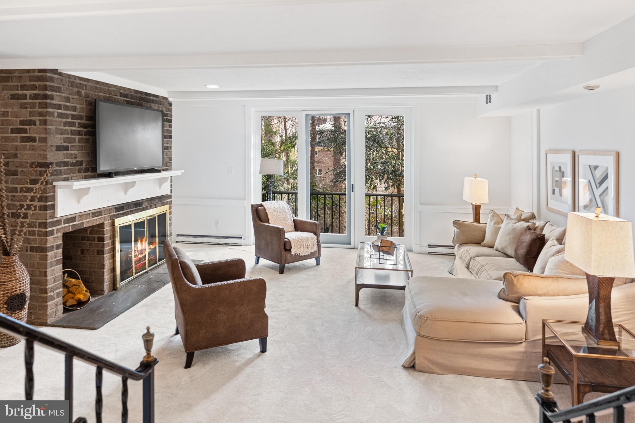 MERRYWOOD ON THE POTOMAC - Residential