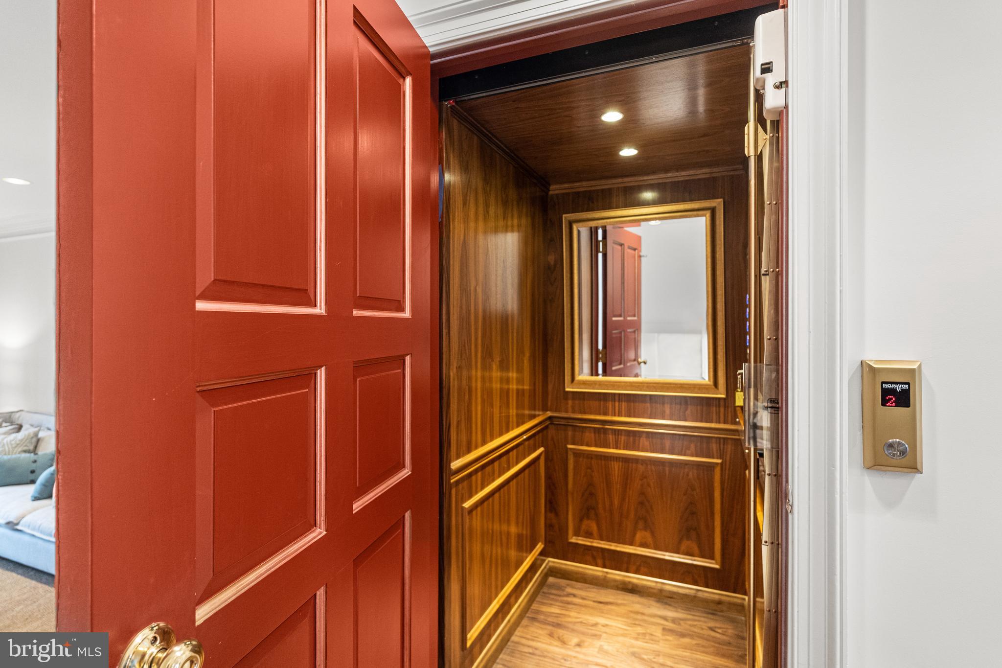 MERRYWOOD ON THE POTOMAC - Residential