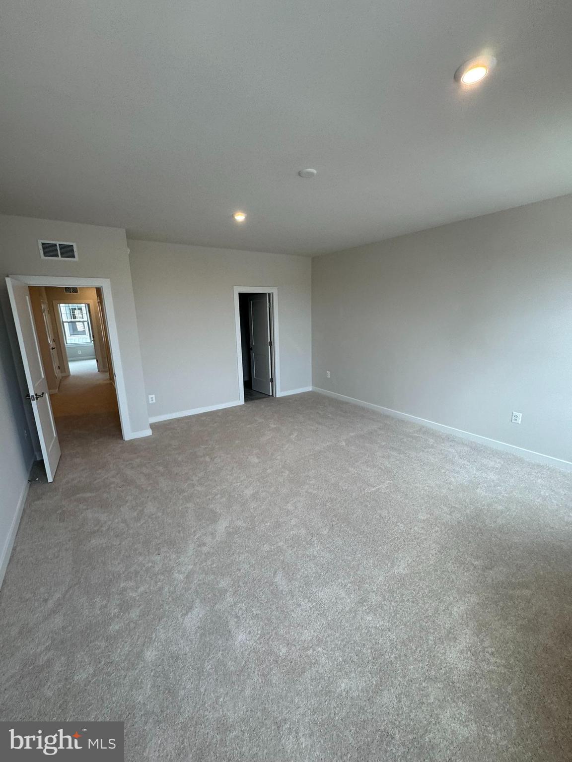 MANASSAS PARK VILLAGE - Residential Lease