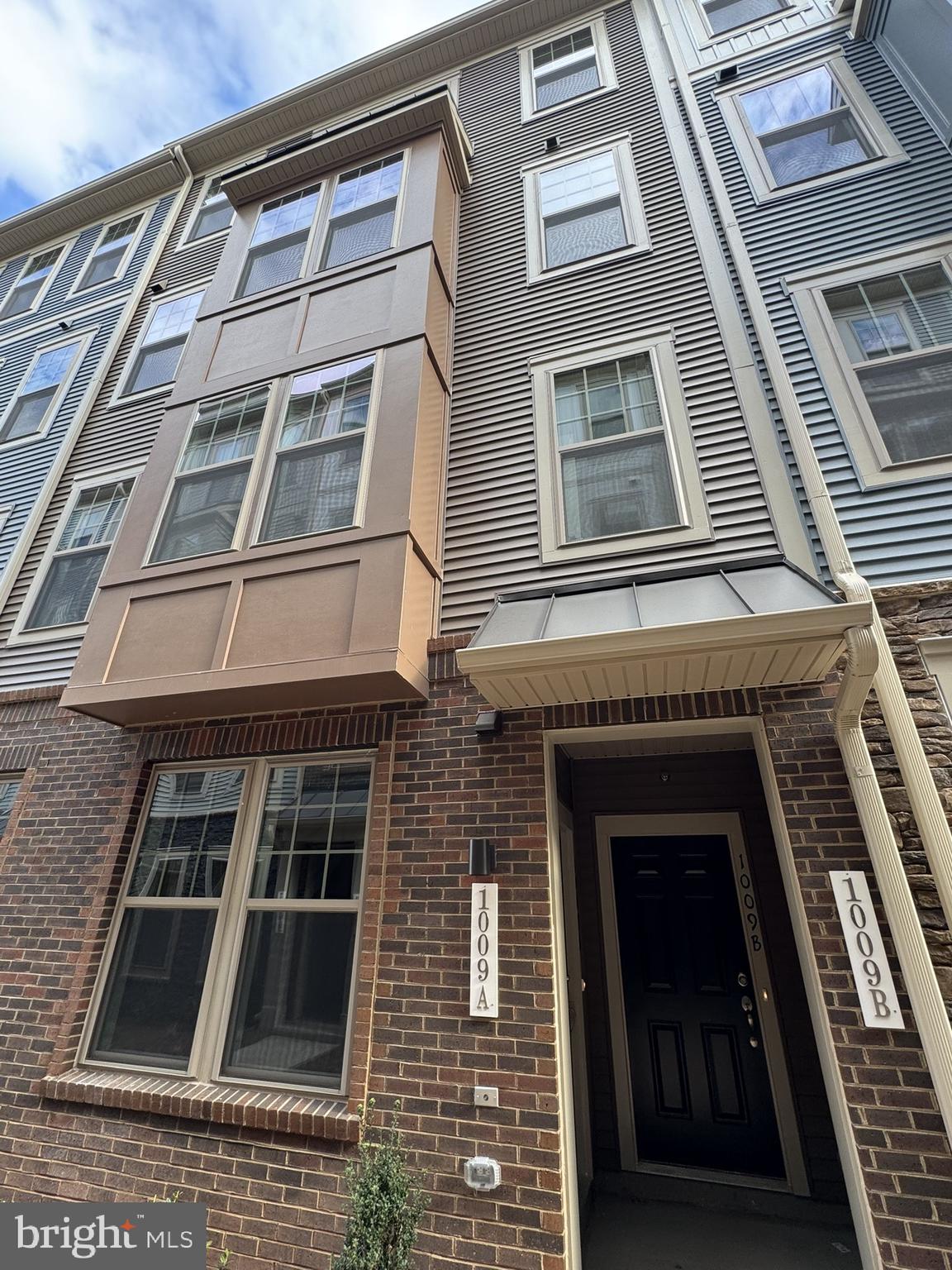 MANASSAS PARK VILLAGE - Residential Lease