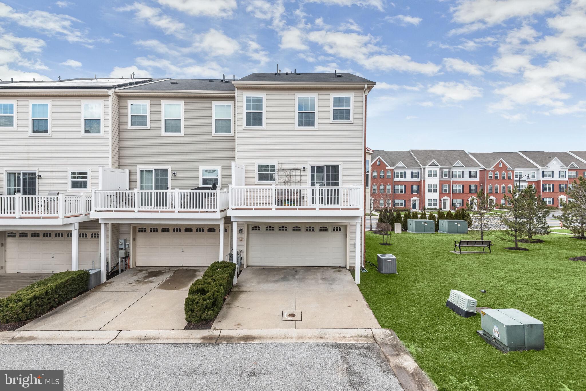 BLUE STREAM - Residential