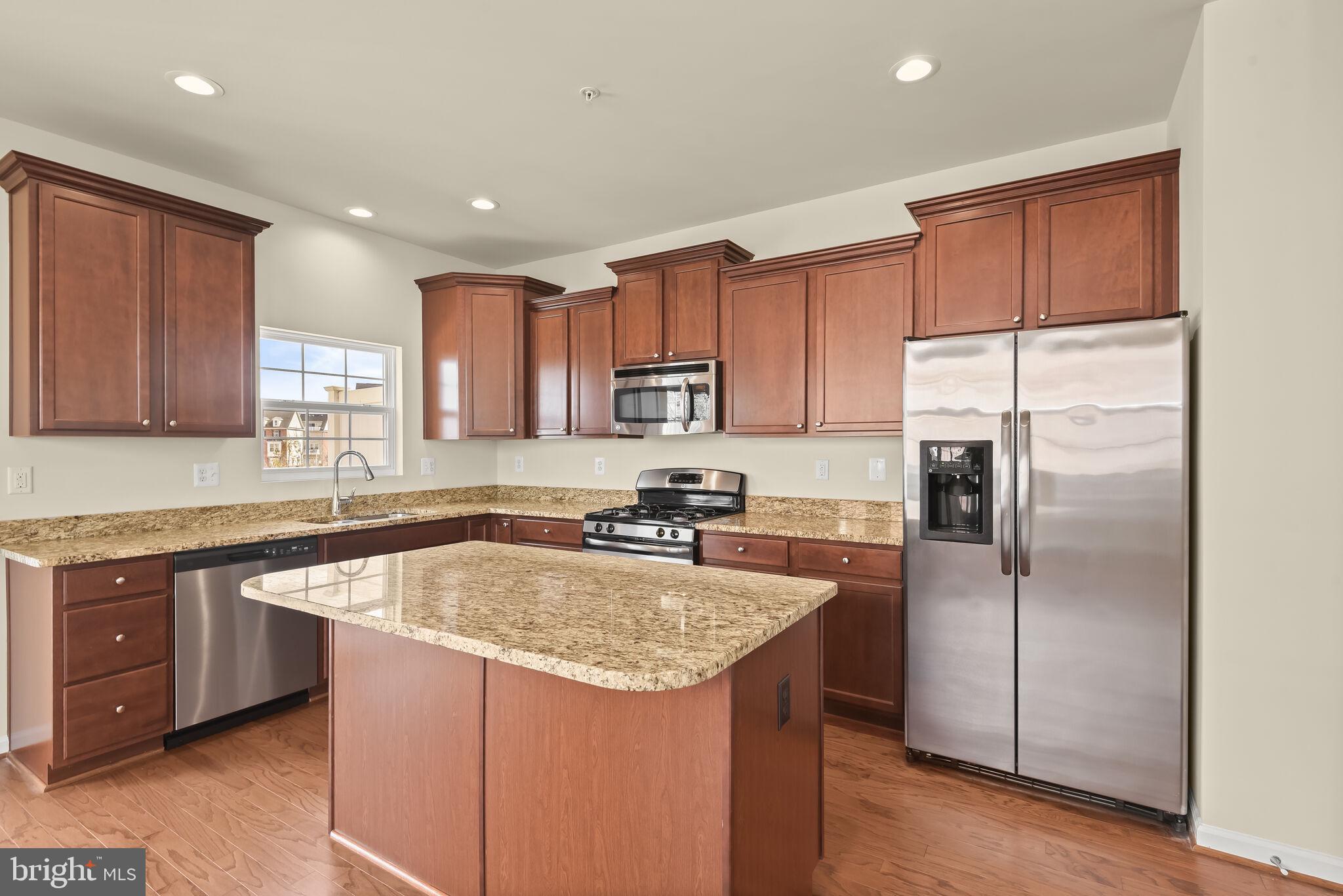 BLUE STREAM - Residential