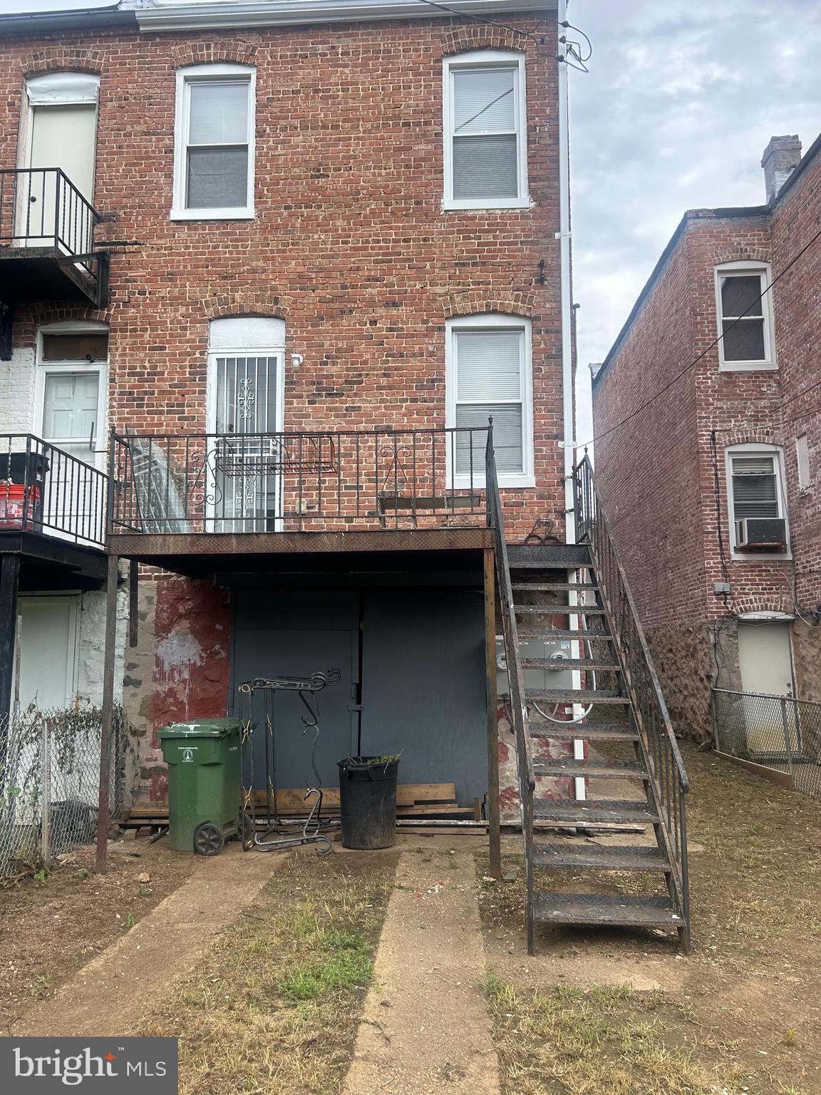 ARLINGTON - Residential Lease