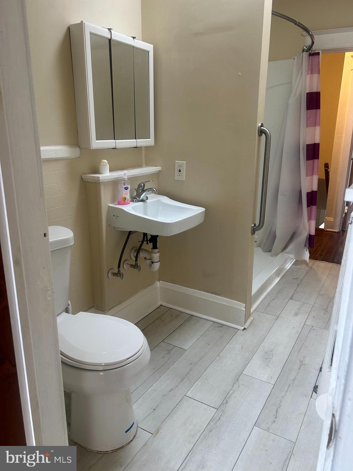 ARLINGTON - Residential Lease