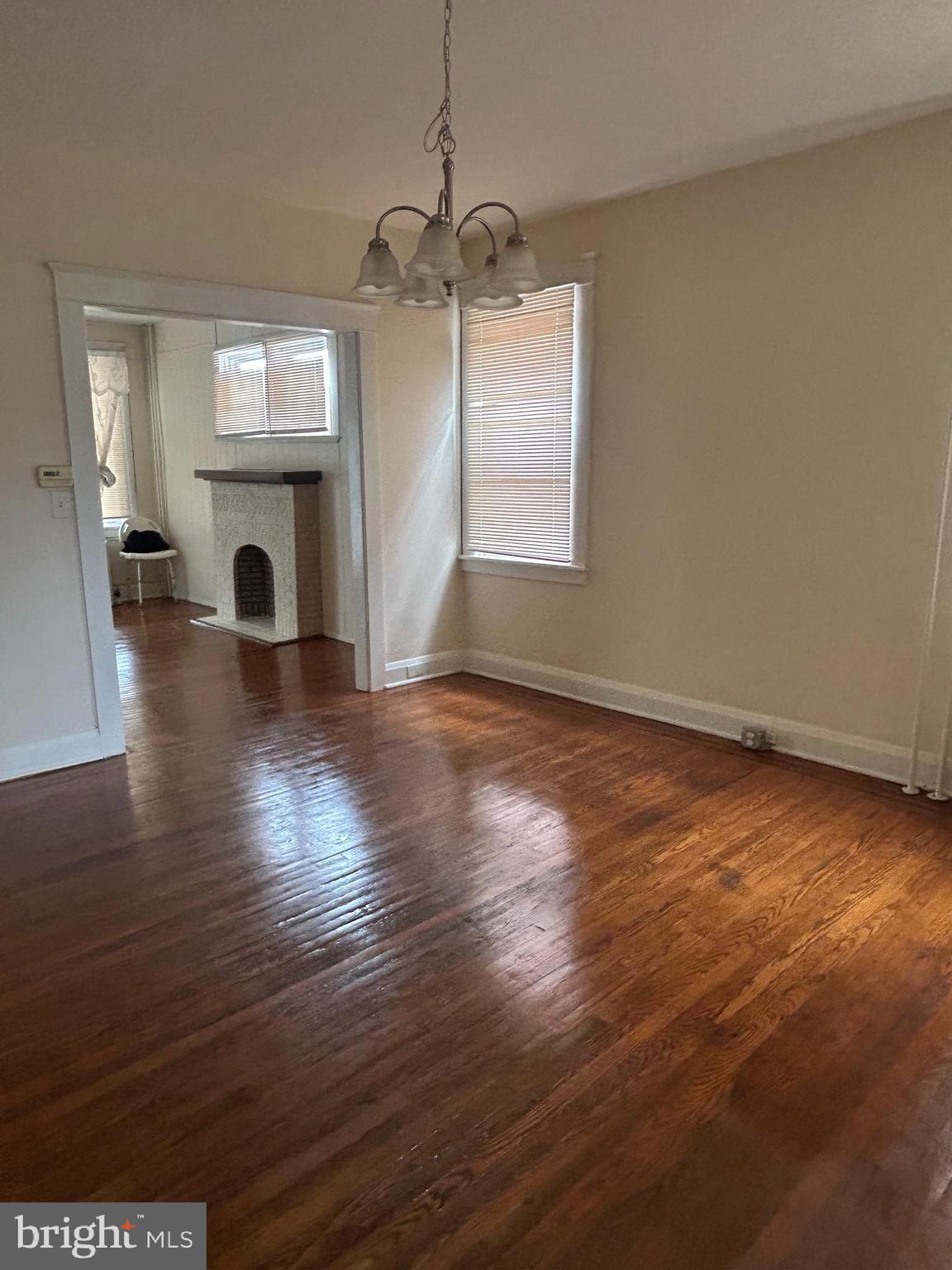 ARLINGTON - Residential Lease