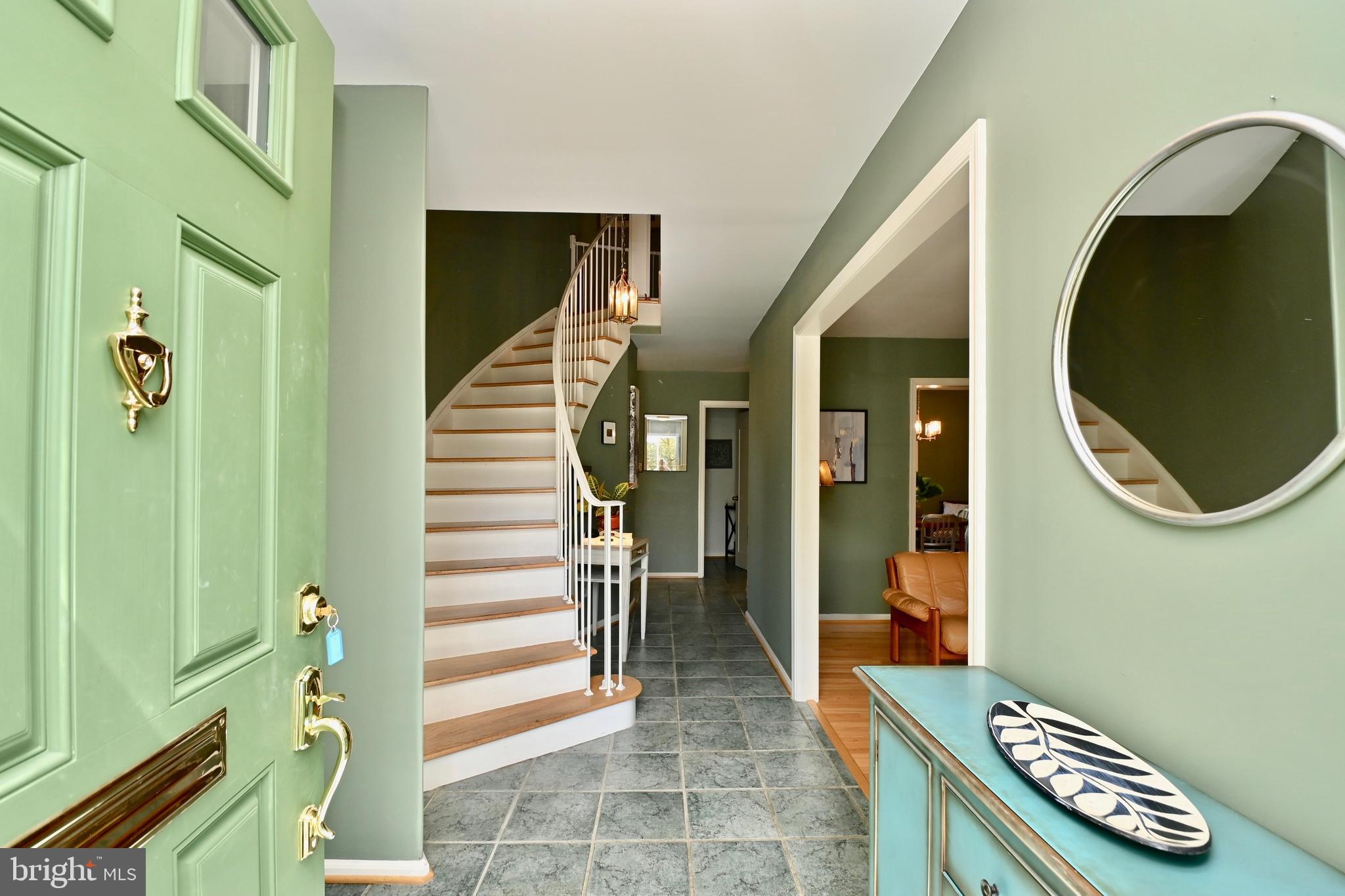 CHARLESTOWN - Residential