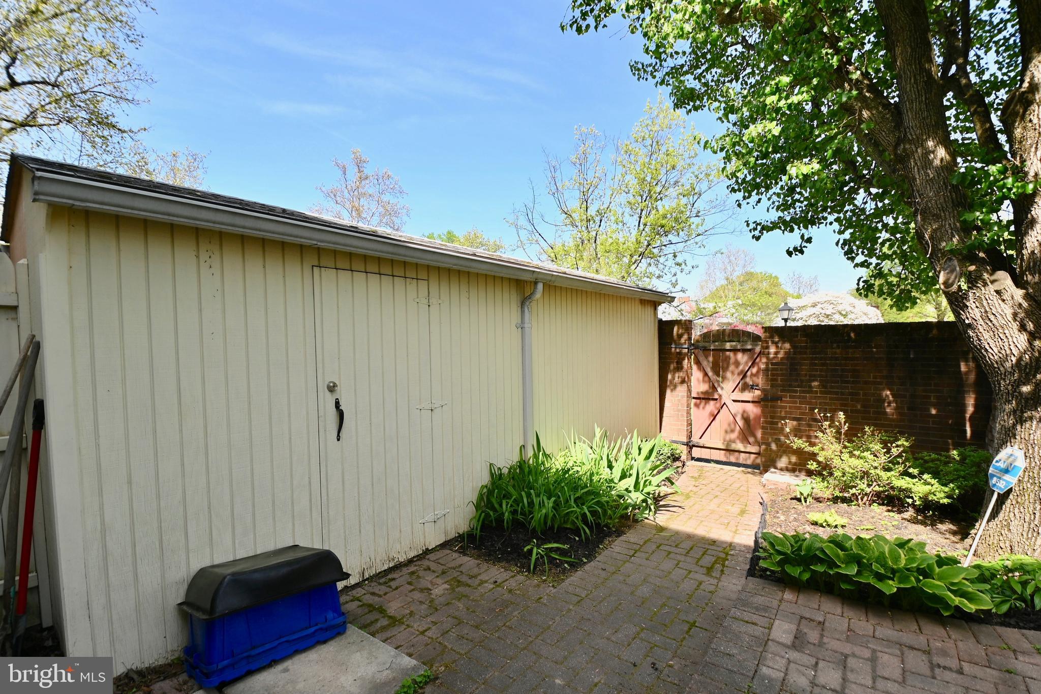 CHARLESTOWN - Residential