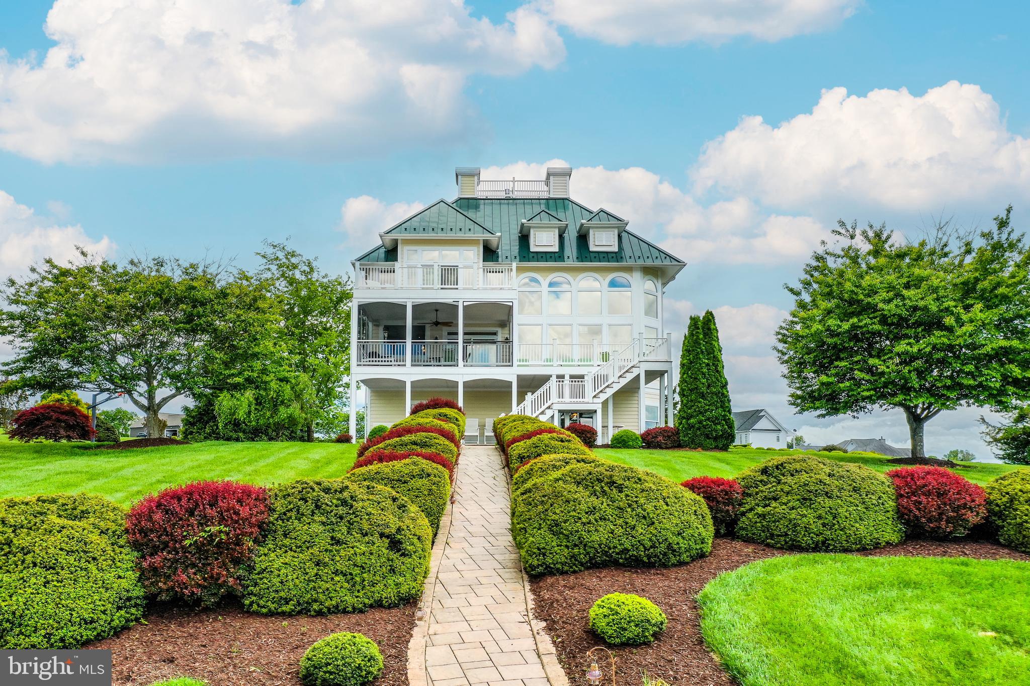 GEORGETOWN ESTATES - Residential