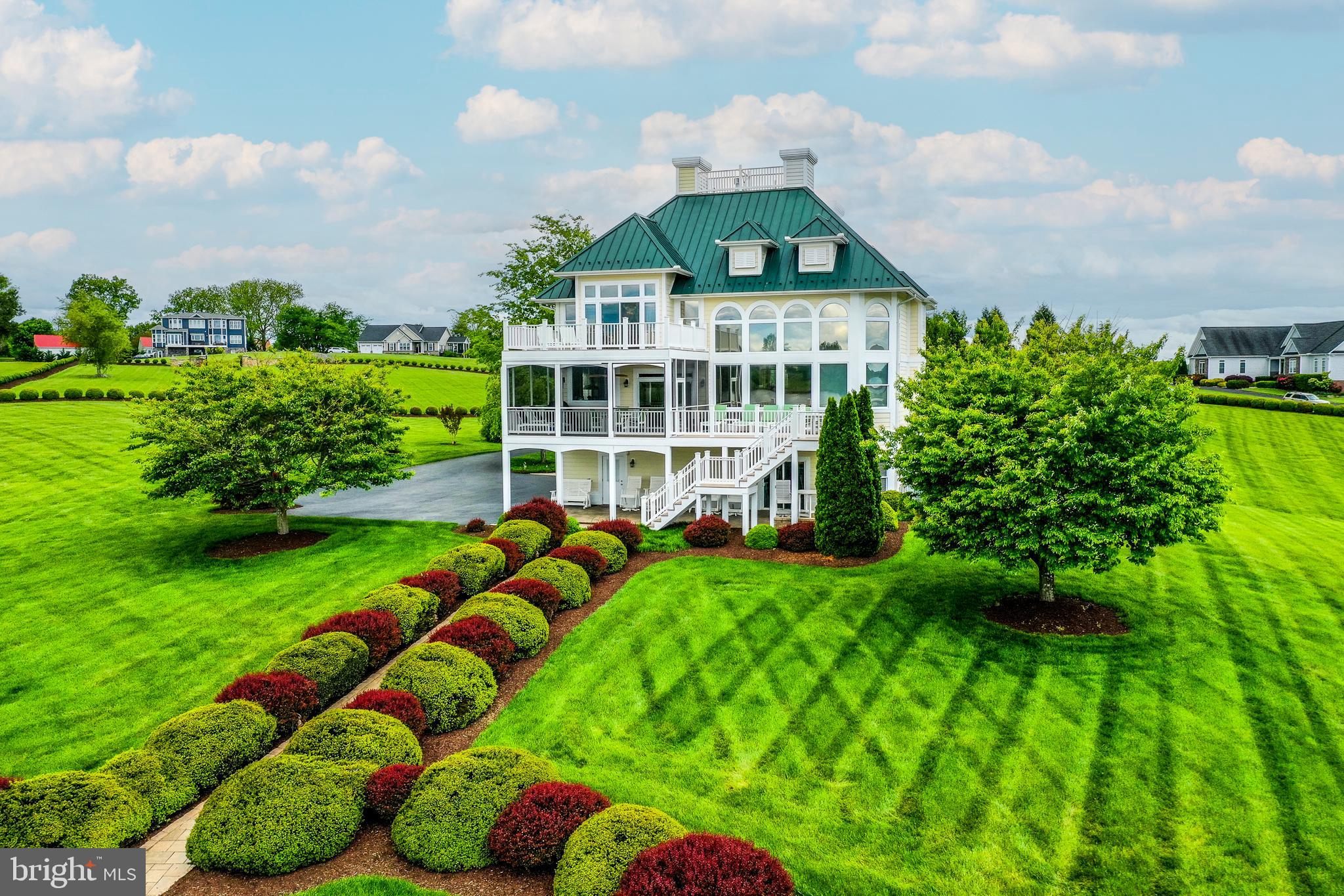 GEORGETOWN ESTATES - Residential